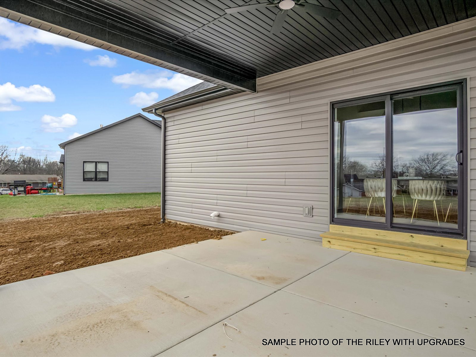 Waterloo, Illinois, 62298, United States, 3 Bedrooms Bedrooms, ,2 BathroomsBathrooms,Residential,For Sale,1927958