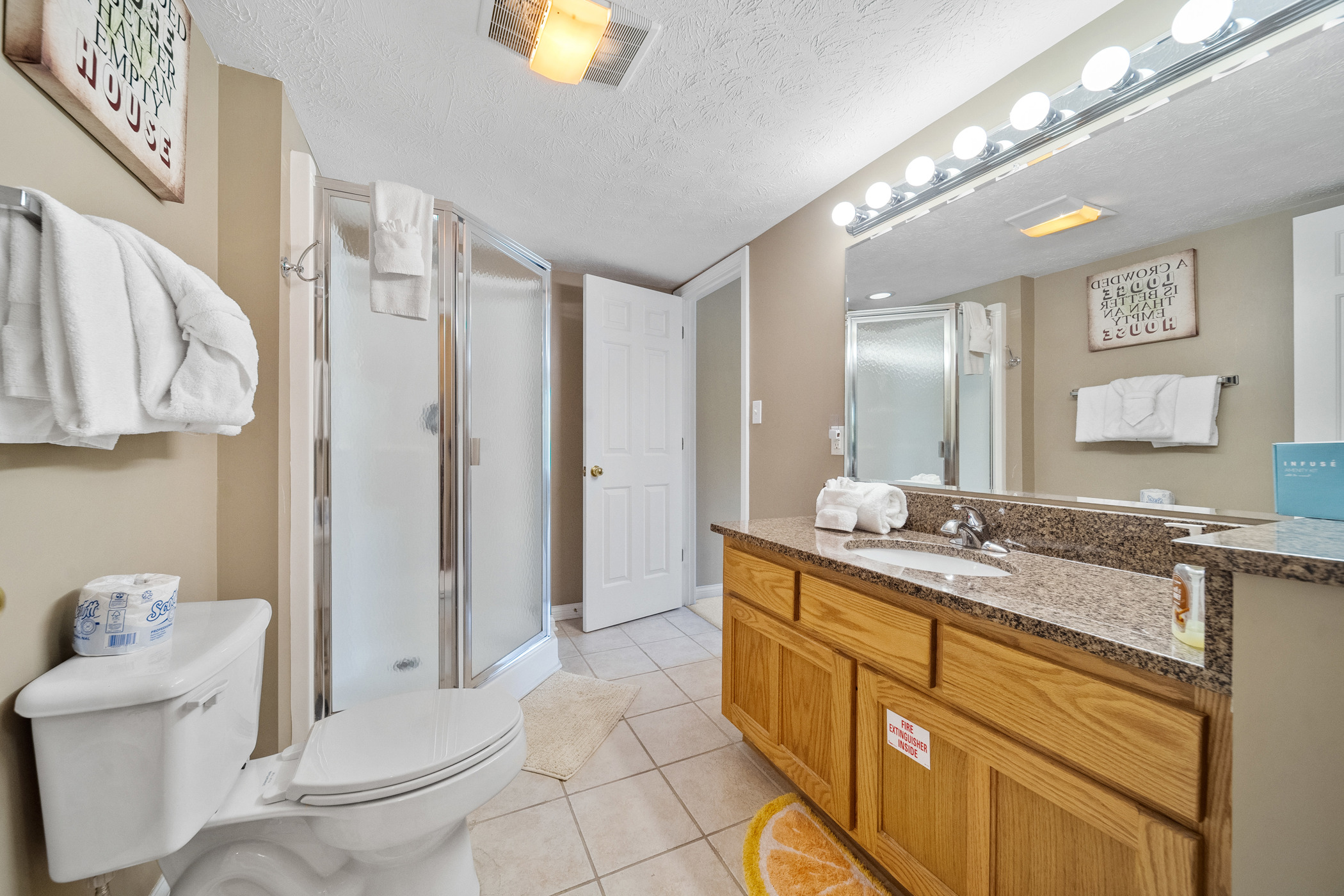 Sevierville, Tennessee, 37862, United States, 3 Bedrooms Bedrooms, ,3 BathroomsBathrooms,Residential,For Sale,1982821