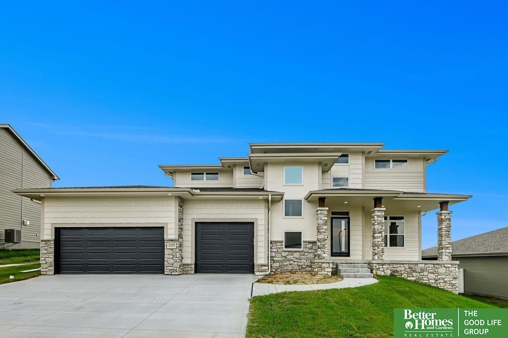 161st St, Bennington, NE 68007