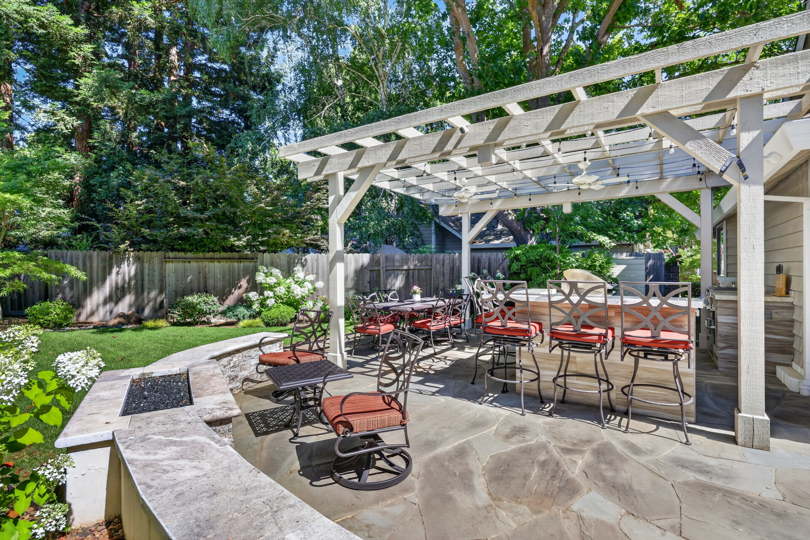  1073 Harrington Way, Carmichael, CA 95608 - 物件實景