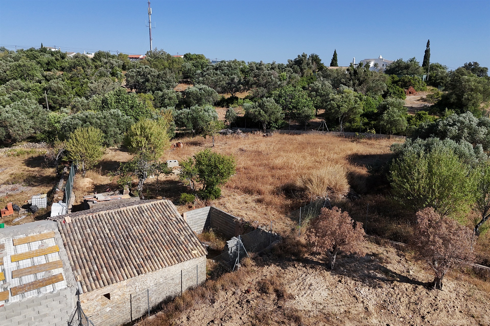  Terreno com ruina for Sale - 物件實景