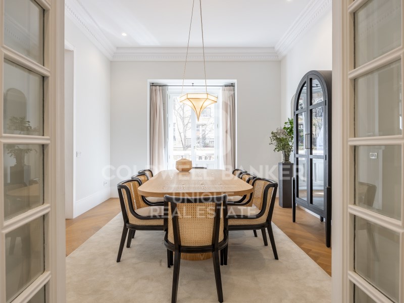 Madrid, Comunidad de Madrid, ES, 5 Bedrooms Bedrooms, ,6 BathroomsBathrooms,Residential,For Sale,1932441