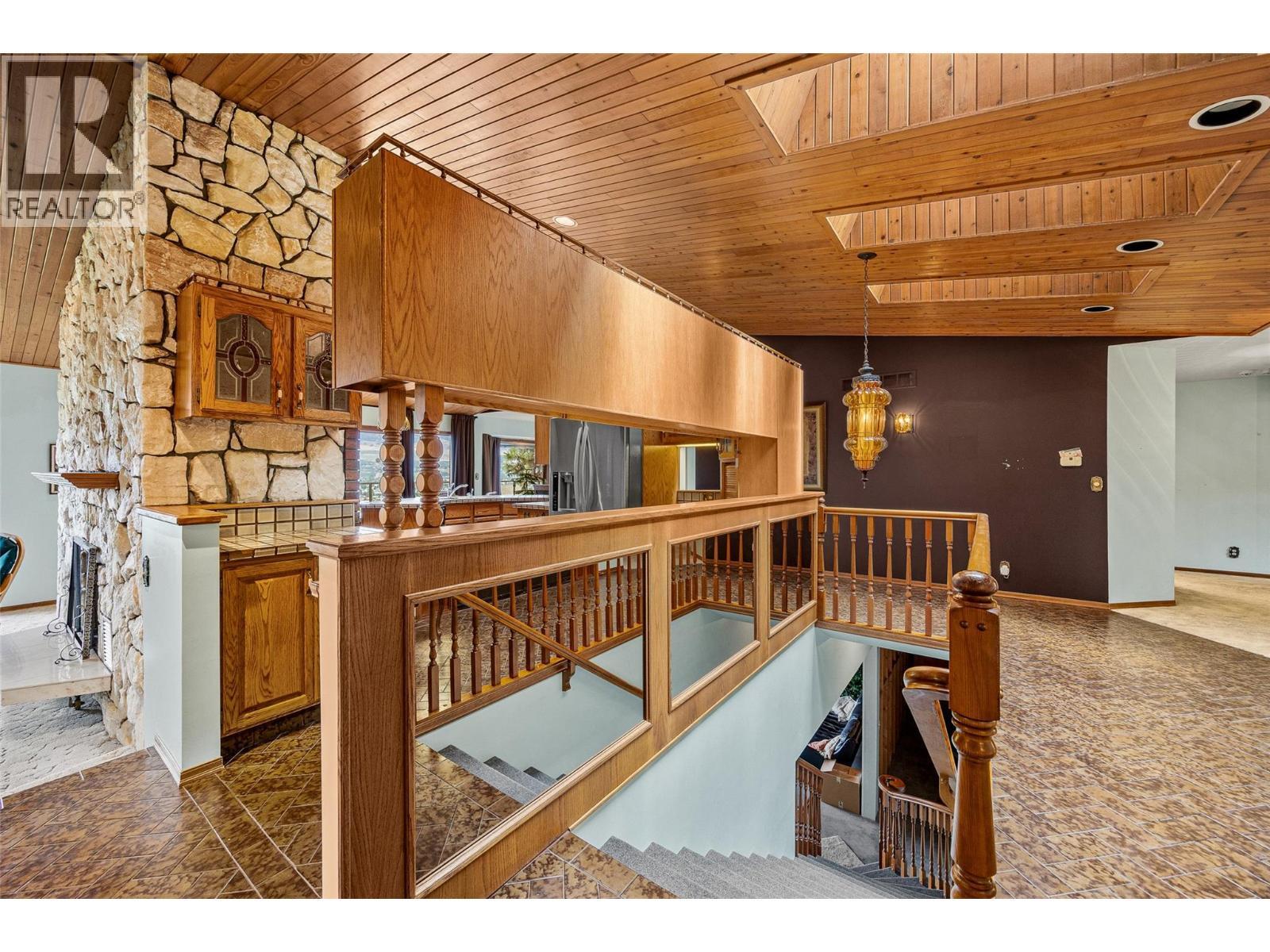 KELOWNA, British Columbia, V1V 1J5, CA, 2 Bedrooms Bedrooms, ,2 BathroomsBathrooms,Residential,For Sale,1948319