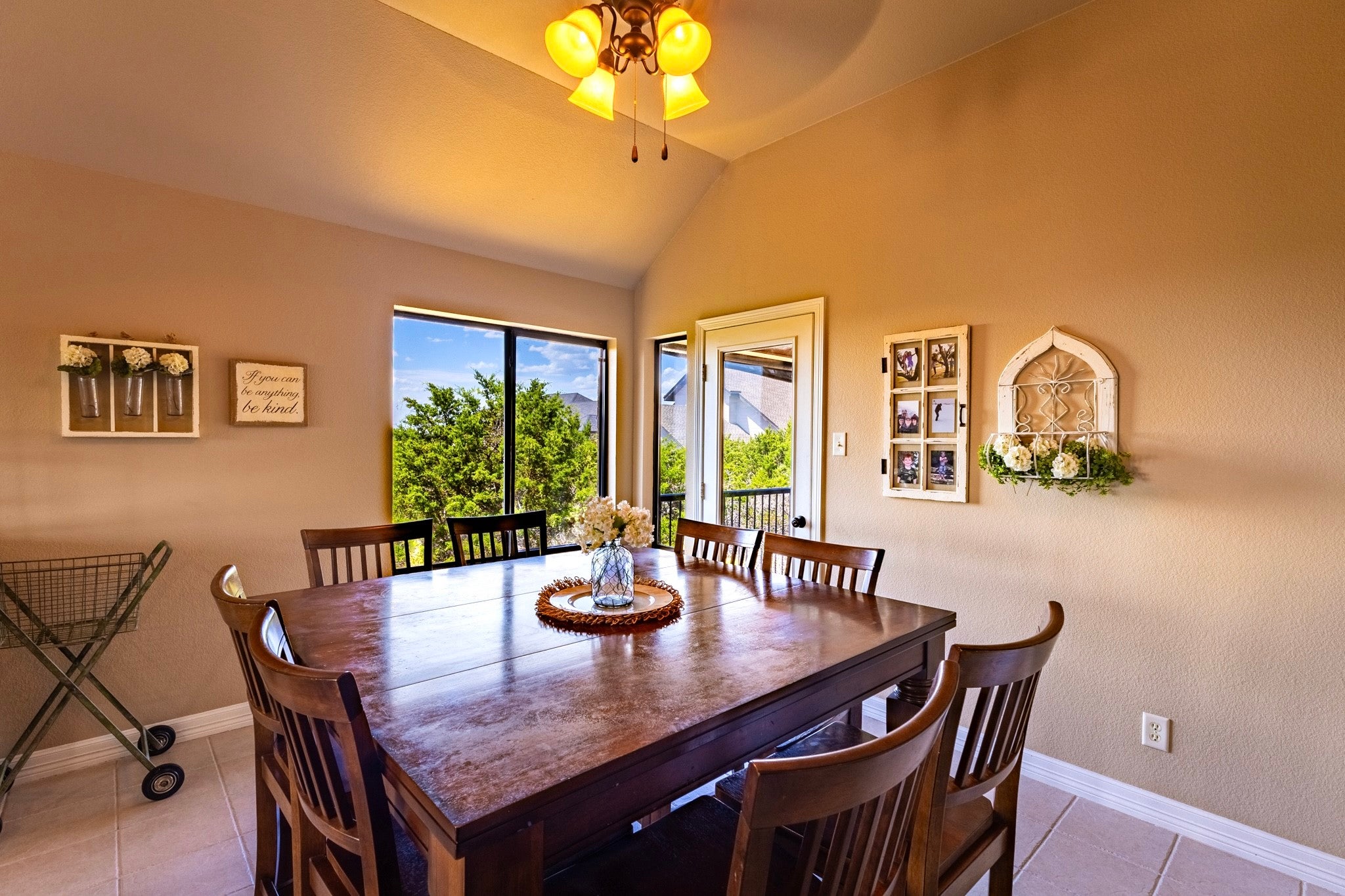 Possum Kingdom Lake, Texas, 76449, United States, 5 Bedrooms Bedrooms, ,3 BathroomsBathrooms,Residential,For Sale,1979729