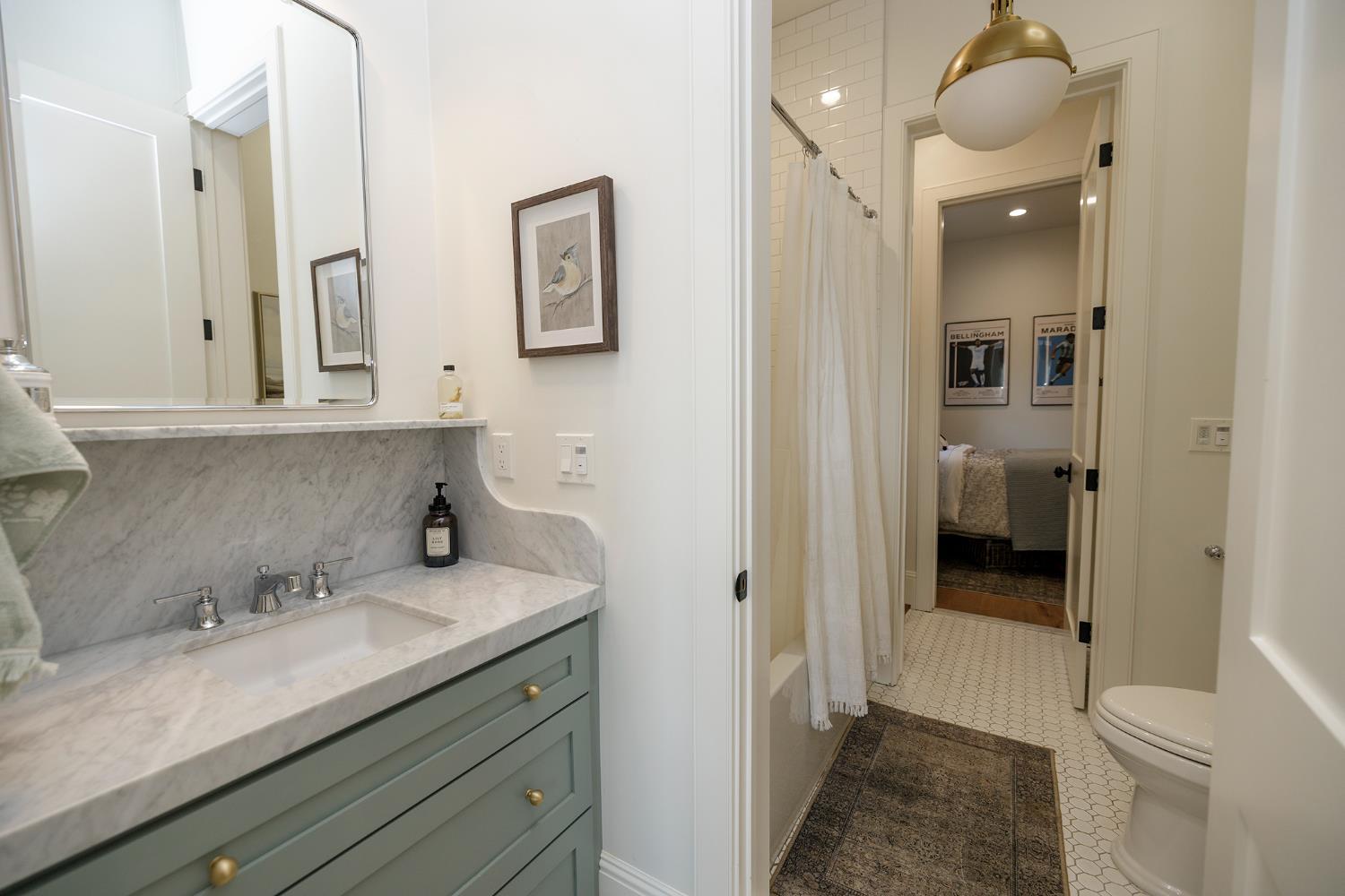 Turlock, California, 95382, United States, 5 Bedrooms Bedrooms, ,4 BathroomsBathrooms,Residential,For Sale,2002533