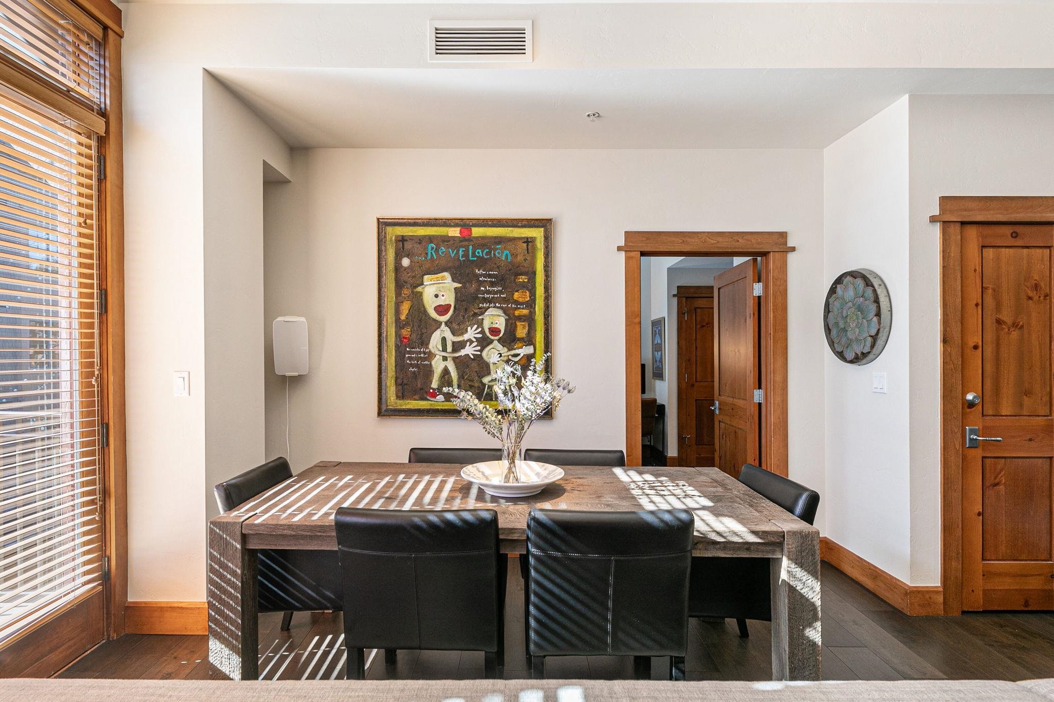 Truckee, California, 96161, United States, 2 Bedrooms Bedrooms, ,2 BathroomsBathrooms,Residential,For Sale,1999045