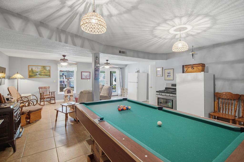 Ellijay, Georgia, 30540, United States, 3 Bedrooms Bedrooms, ,3 BathroomsBathrooms,Residential,For Sale,2034998