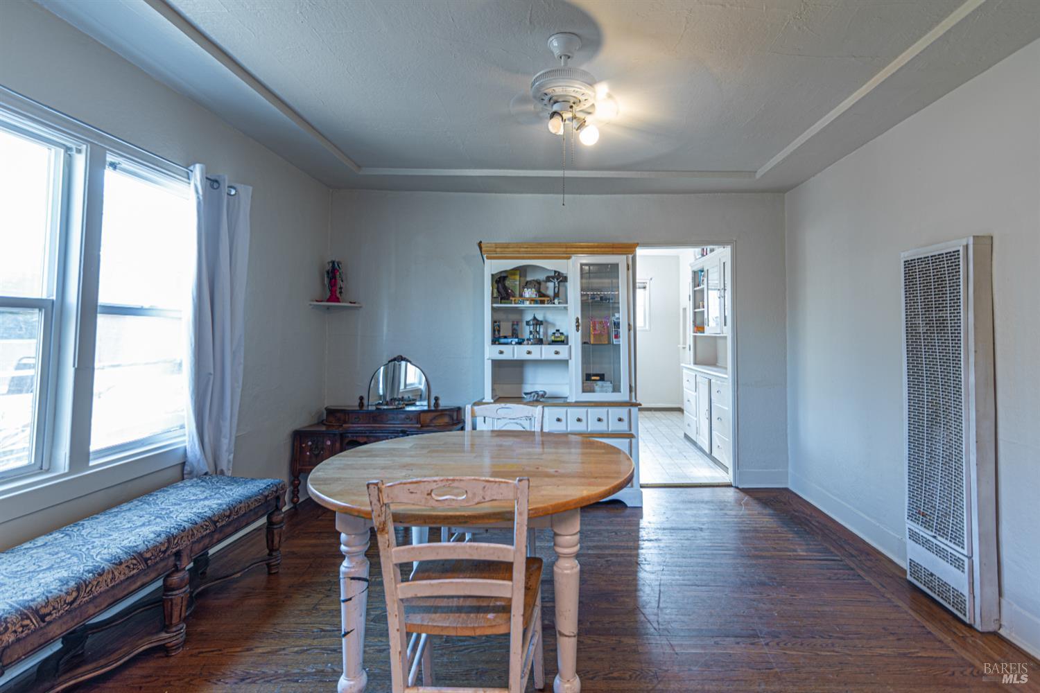 Santa Rosa, California, 95404, United States, 3 Bedrooms Bedrooms, ,2 BathroomsBathrooms,Residential,For Sale,1974780