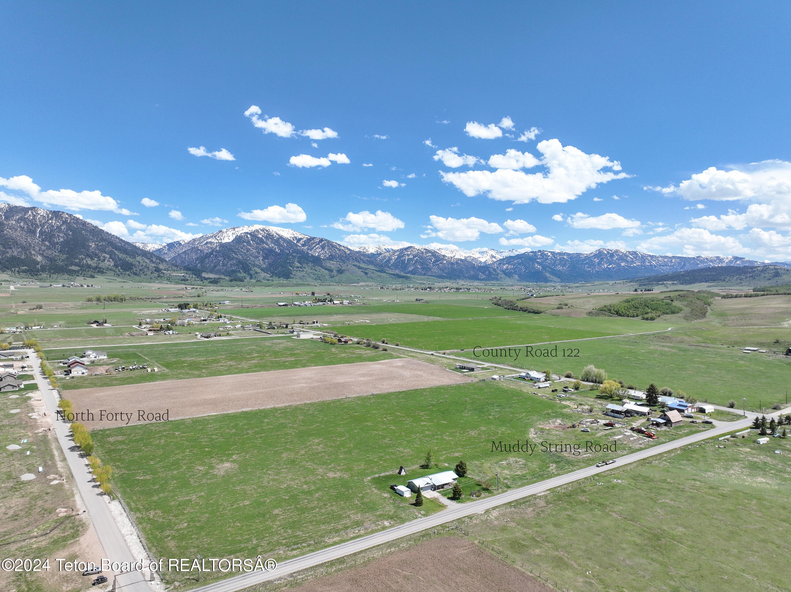 Thayne, Wyoming, 83127, United States, ,Residential,For Sale,1921409