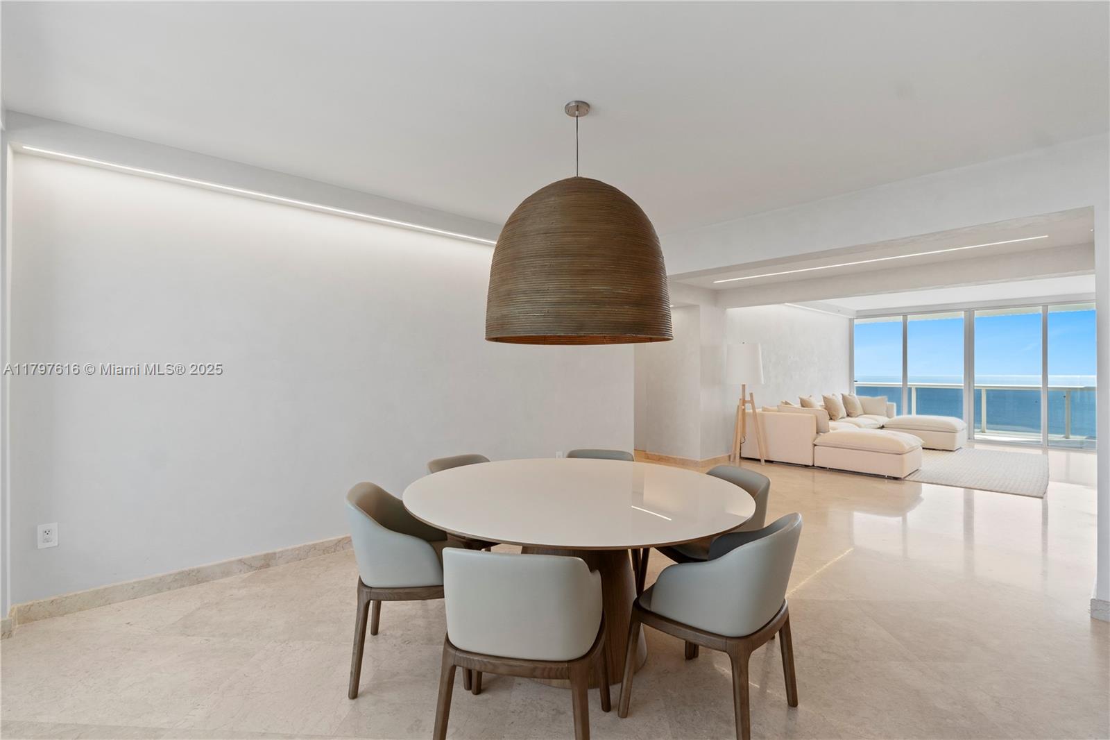 Sunny Isles Beach, Florida, 33160, United States, 3 Bedrooms Bedrooms, ,5 BathroomsBathrooms,Residential,For Sale,1796970