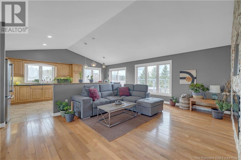 ST. STEPHEN, New Brunswick, E3L 0A7, CA, 4 Bedrooms Bedrooms, ,3 BathroomsBathrooms,Residential,For Sale,1912227