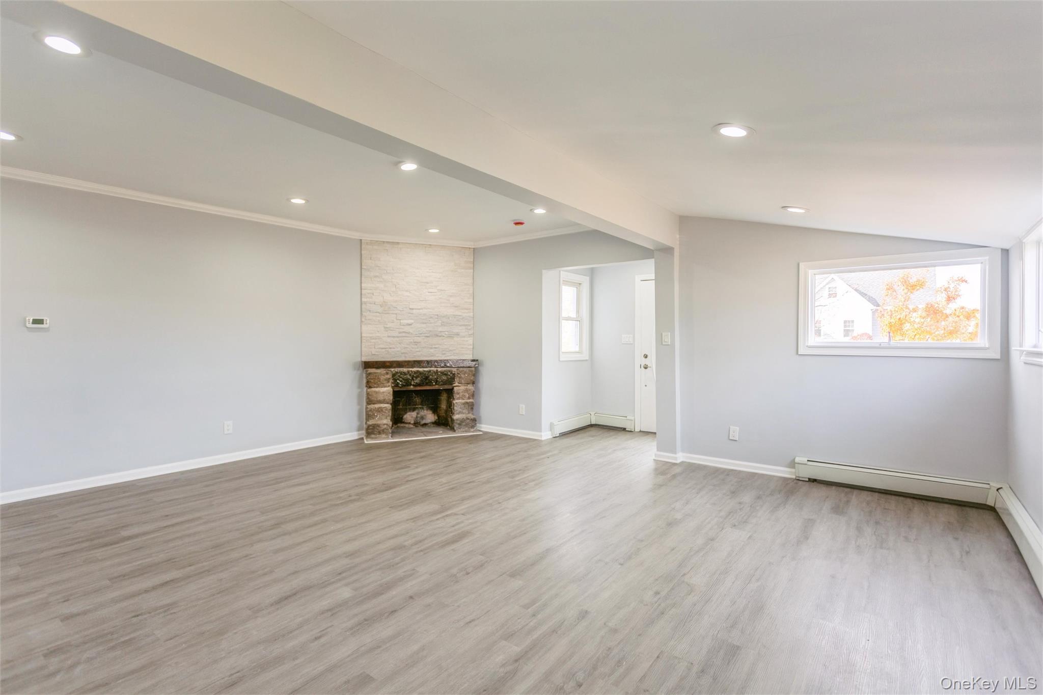 East Rockaway, New York, 11518, United States, 3 Bedrooms Bedrooms, ,1 BathroomBathrooms,Residential,For Sale,1997392