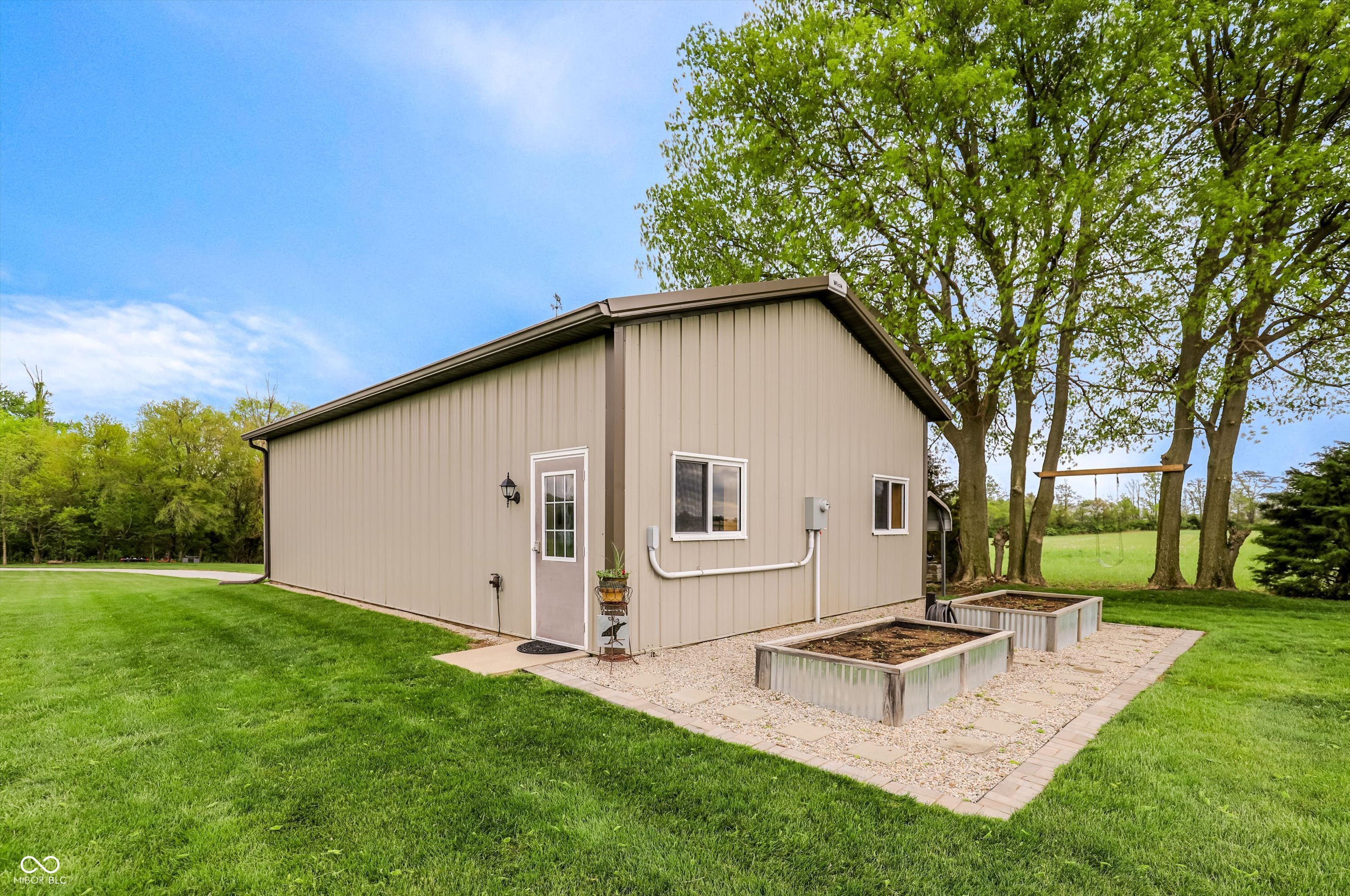 Shelbyville, Indiana, 46176, United States, 4 Bedrooms Bedrooms, ,3 BathroomsBathrooms,Residential,For Sale,2042484