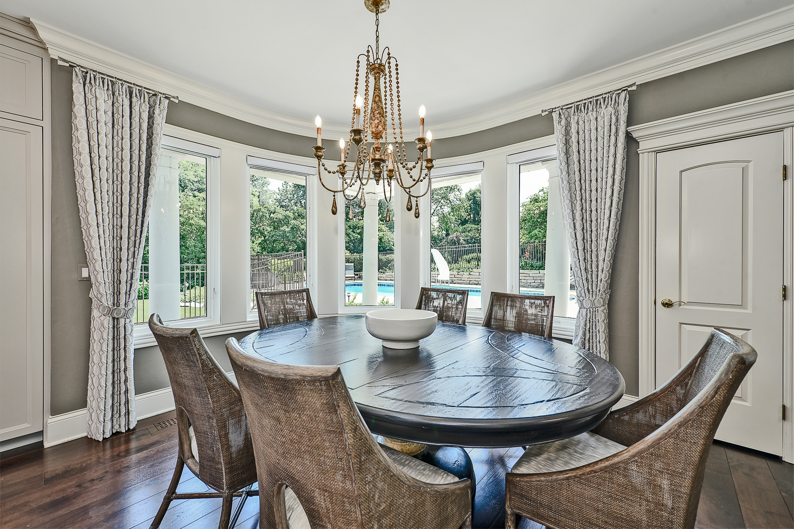 Inverness, Illinois, 60067, United States, 6 Bedrooms Bedrooms, ,10 BathroomsBathrooms,Residential,For Sale,1980609