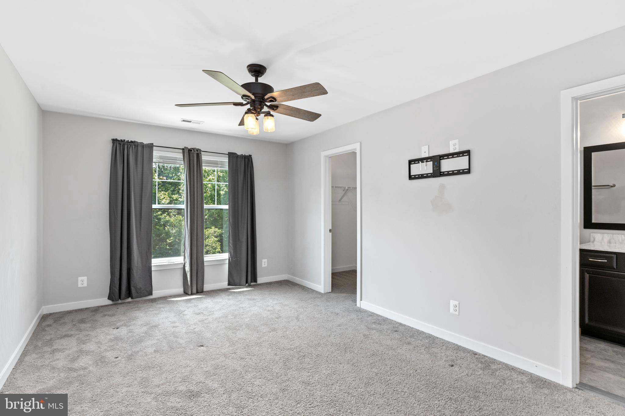 Fredericksburg, Virginia, 22407, United States, 6 Bedrooms Bedrooms, ,5 BathroomsBathrooms,Residential,For Sale,1914658