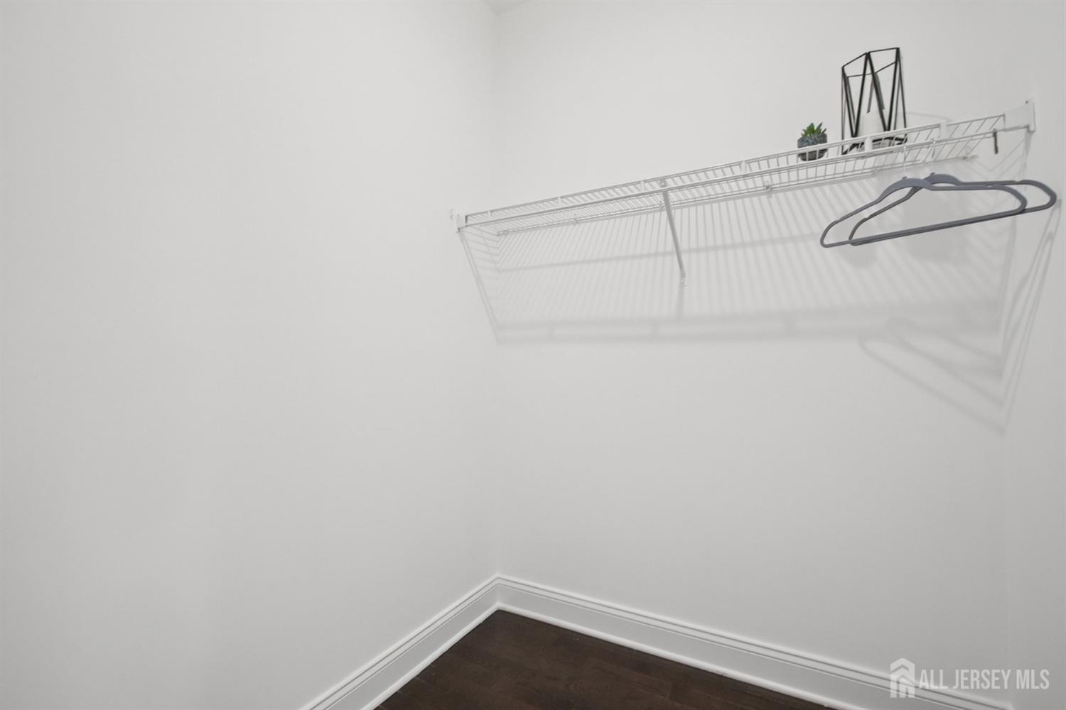 Franklin Twsp, New Jersey, 08873, United States, 2 Bedrooms Bedrooms, ,3 BathroomsBathrooms,Residential,For Sale,2003285