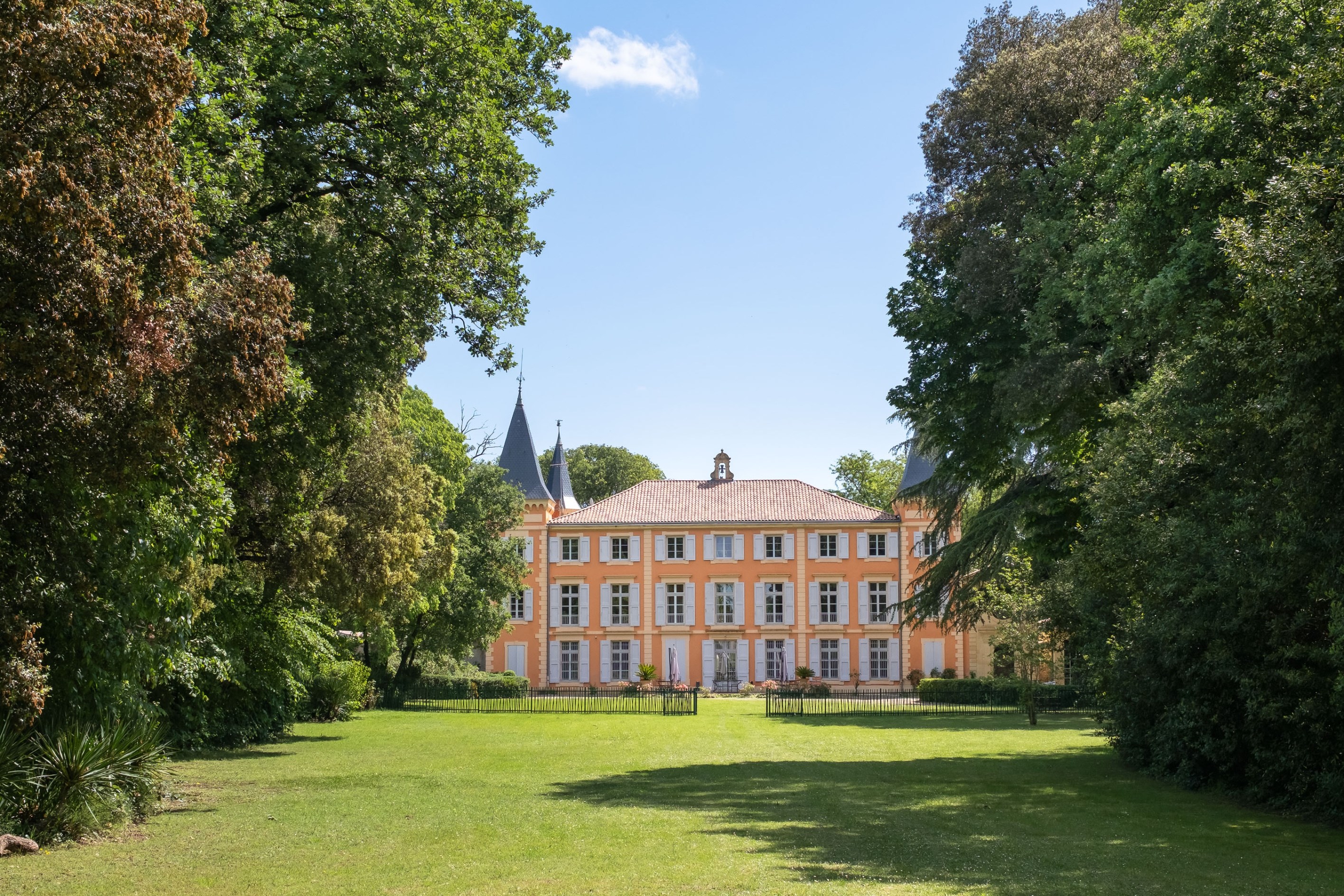  Pézenas 17TH-Century Chateau  Exceptional Estate & Hospitality Opportunity - 物件實景