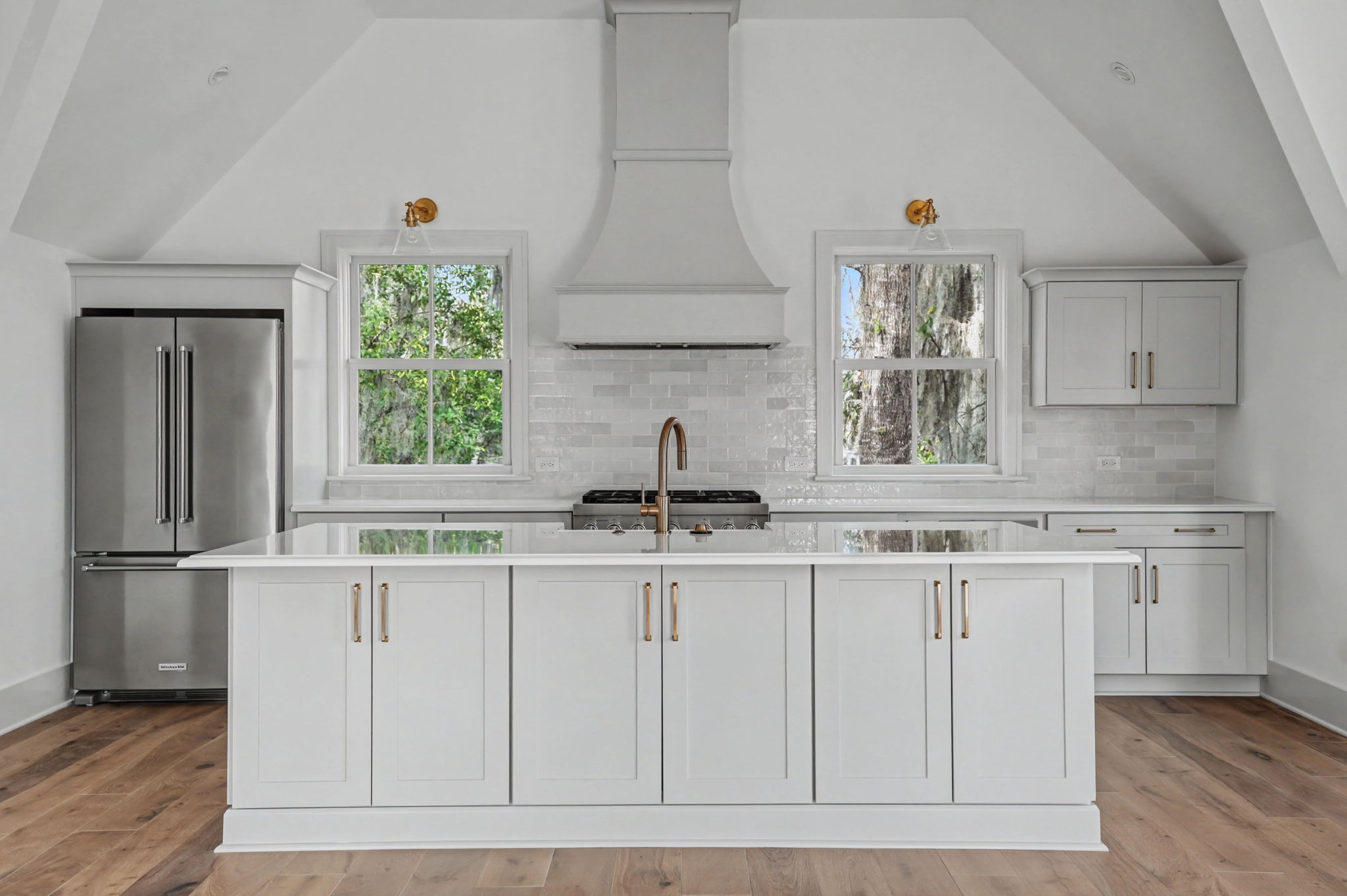  Elegant New Construction in Coveted Gated Community - 物件實景