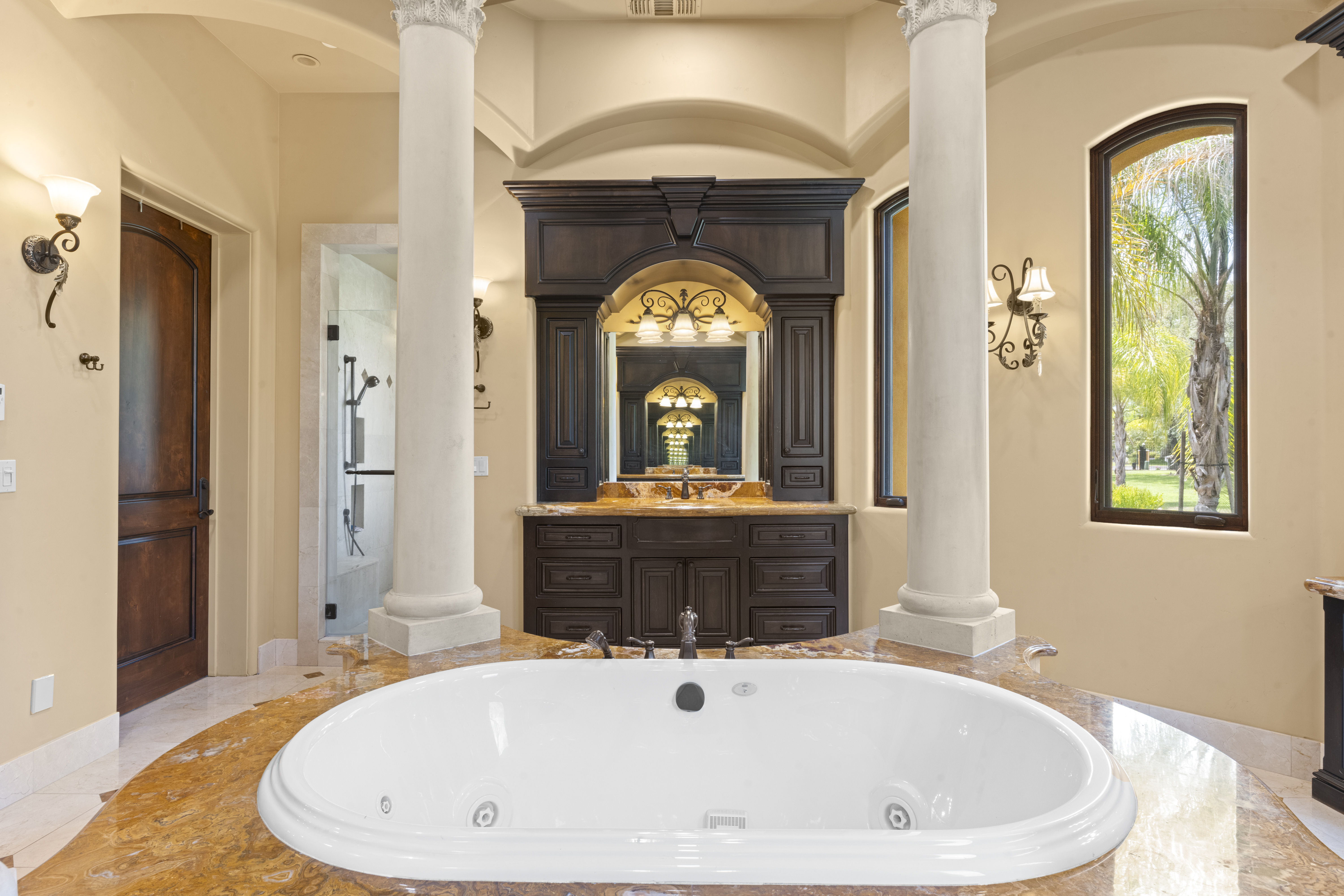  9220 Tuscany Oaks Court, Granite Bay, CA 95746 - 物件實景