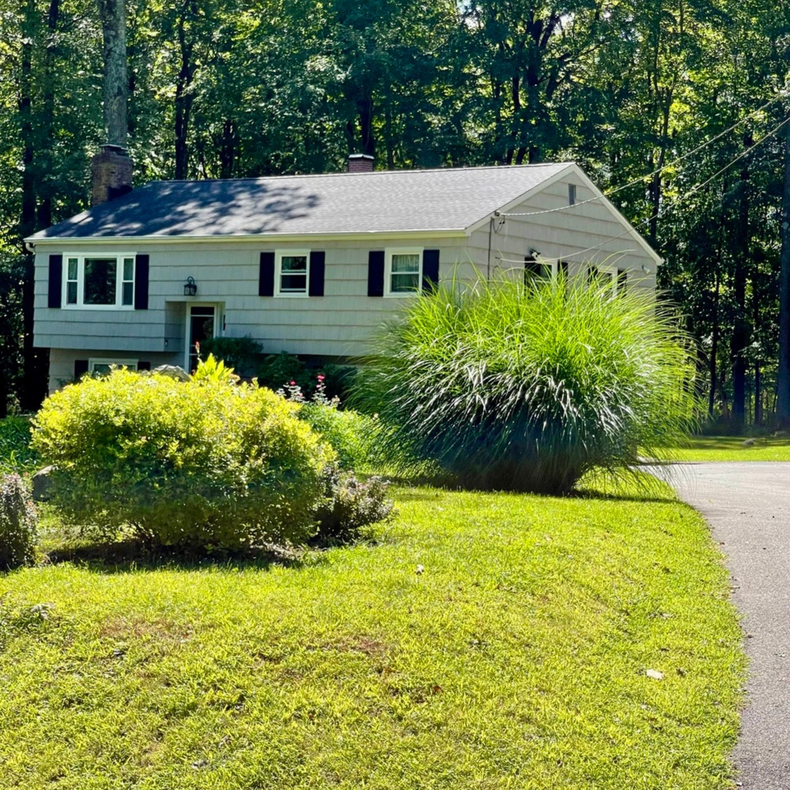  Fully Updated Raised Ranch - 物件實景