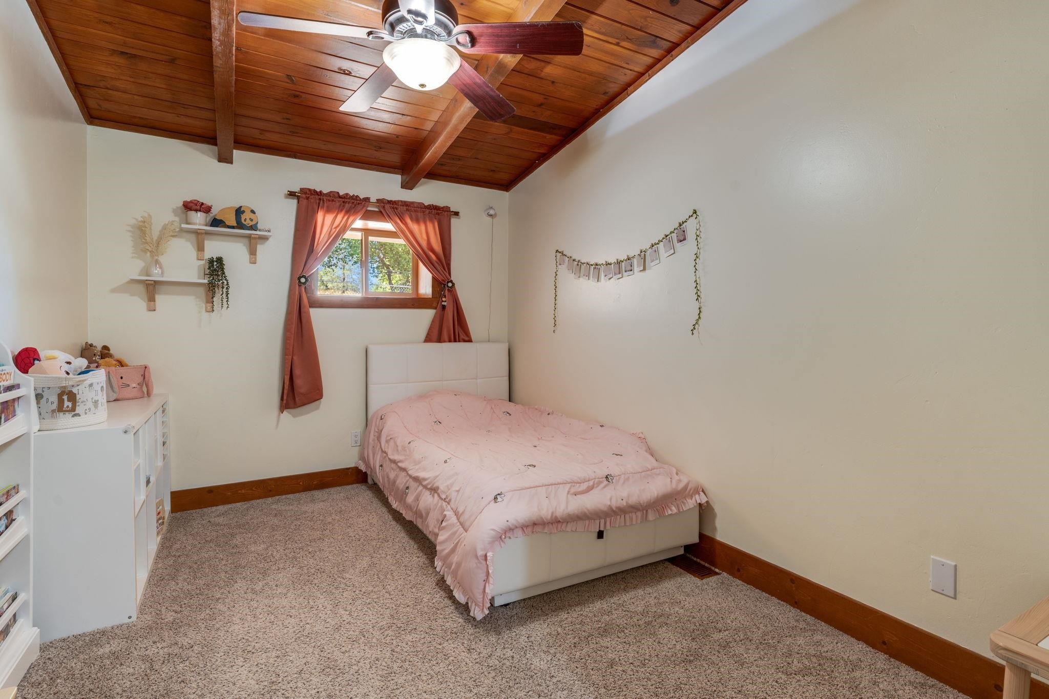 Shingle Springs, California, 95682, United States, 6 Bedrooms Bedrooms, ,2 BathroomsBathrooms,Residential,For Sale,2009241