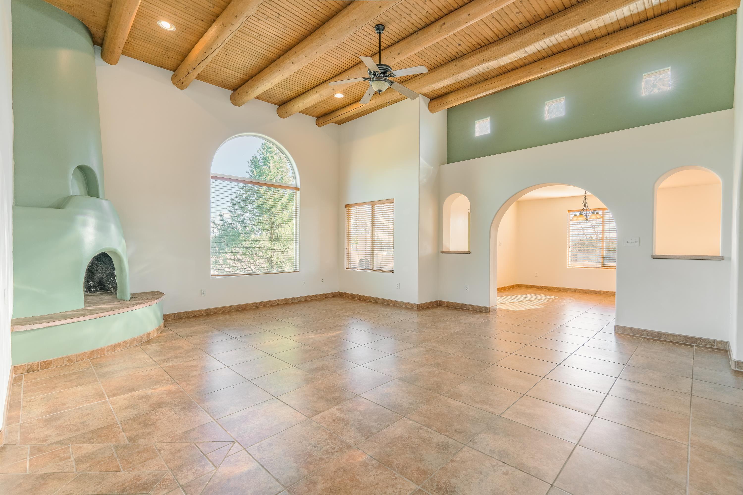 Arroyo Hondo, New Mexico, 87513, United States, 2 Bedrooms Bedrooms, ,2 BathroomsBathrooms,Residential,For Sale,1995561