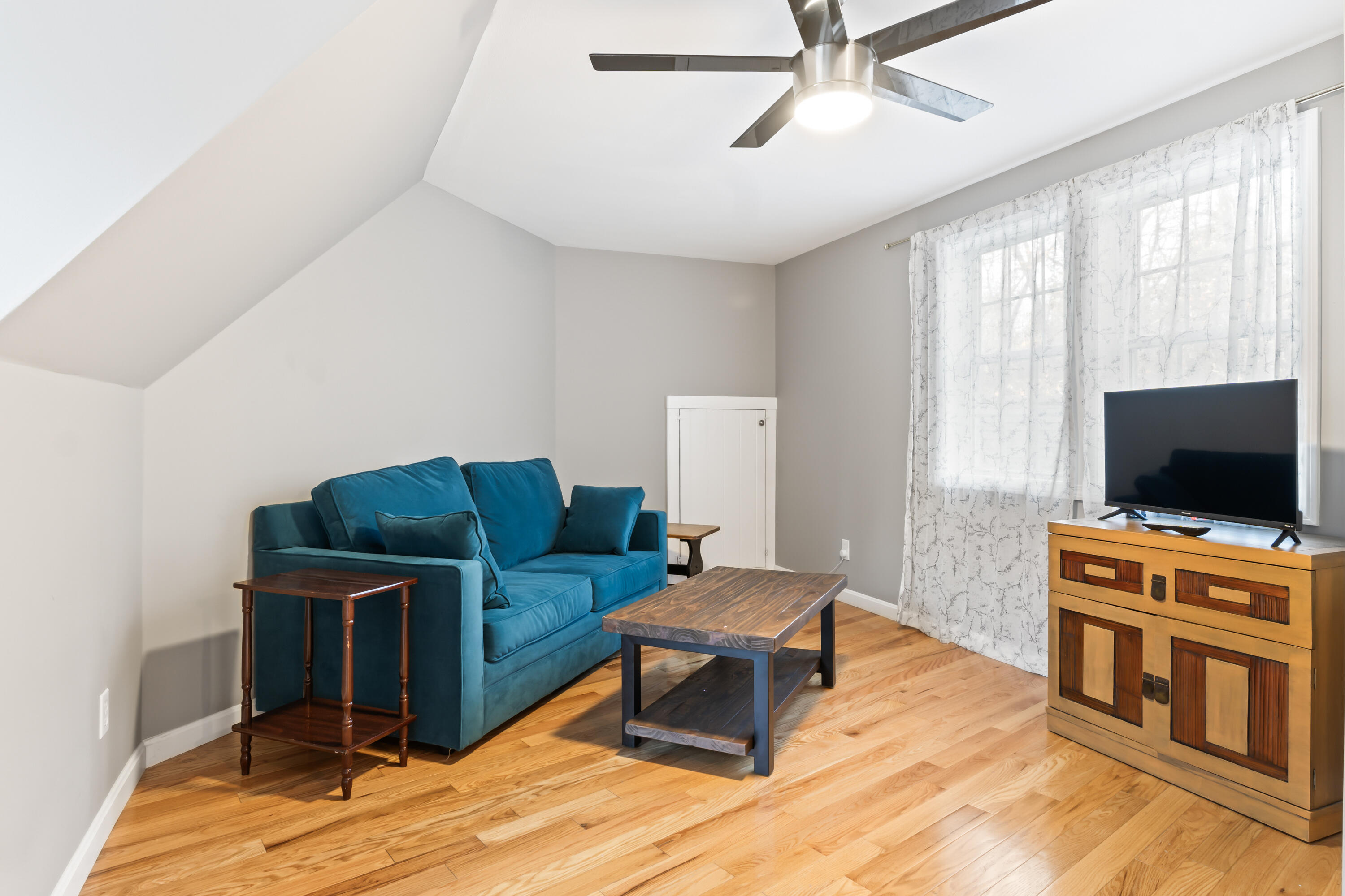 Ogunquit, Maine, 03907, United States, ,4 BathroomsBathrooms,Residential,For Sale,1830801