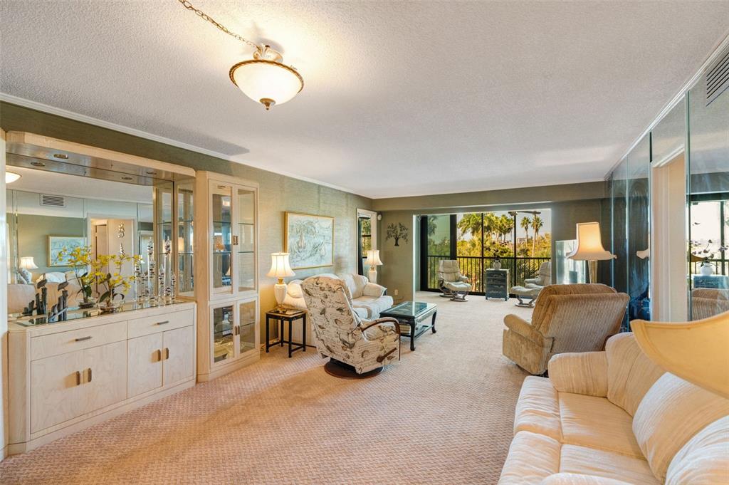 Sarasota, Florida, 34242, United States, 3 Bedrooms Bedrooms, ,3 BathroomsBathrooms,Residential,For Sale,1987736