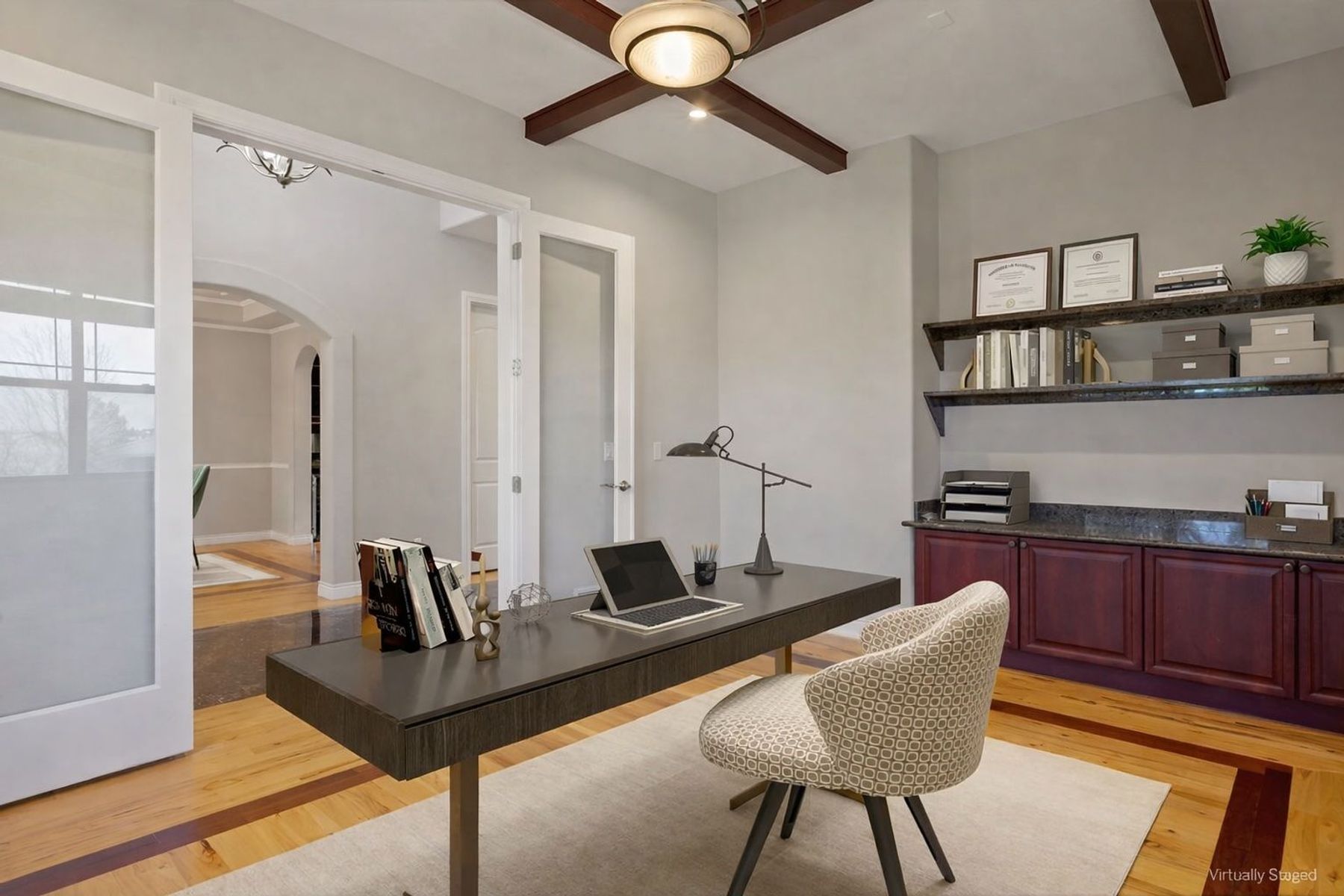  Ideal Blend of Space, Setting and Livability - 物件實景