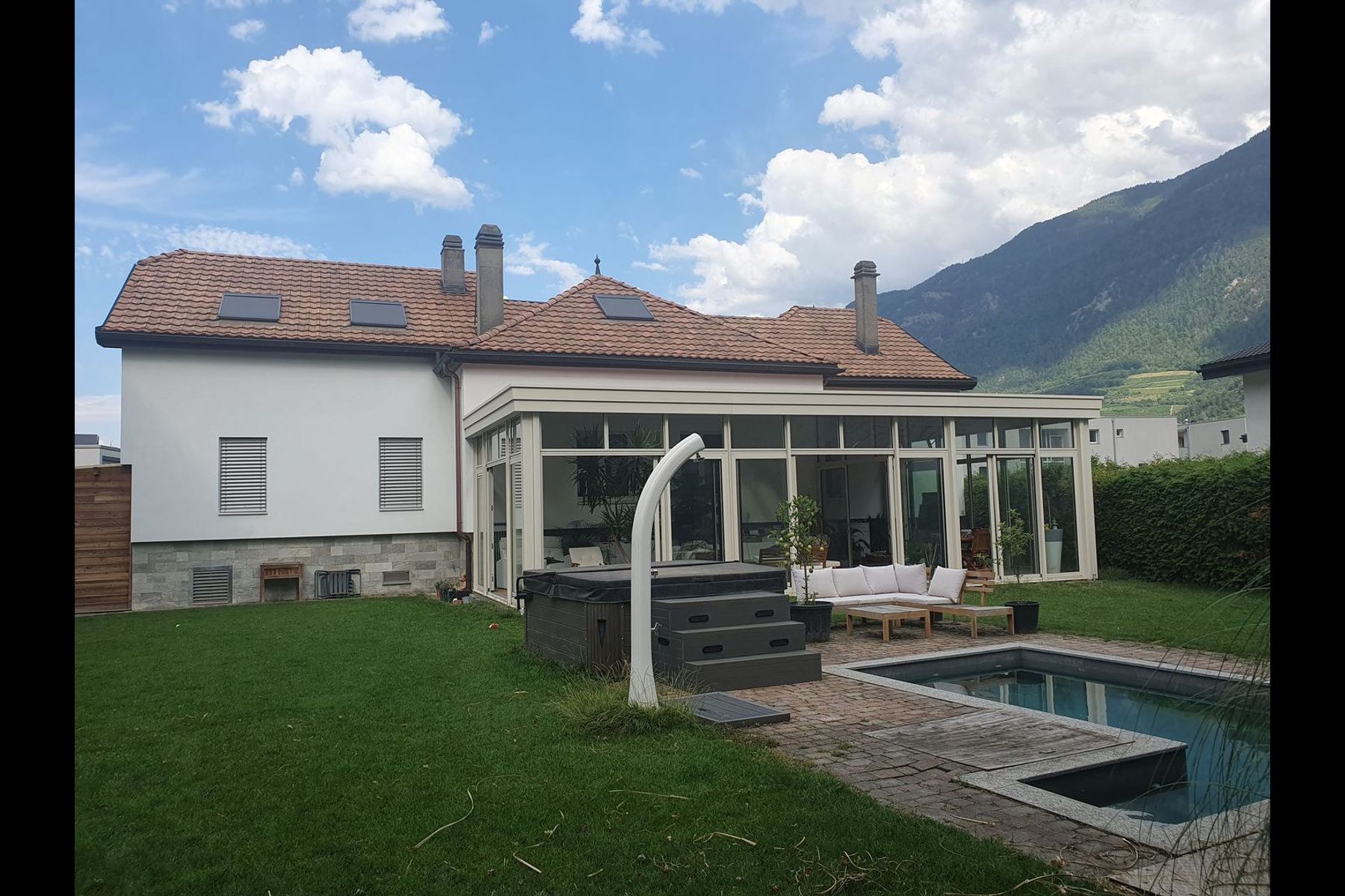  Large character house with swimming pool and jacuzzi - 物件實景
