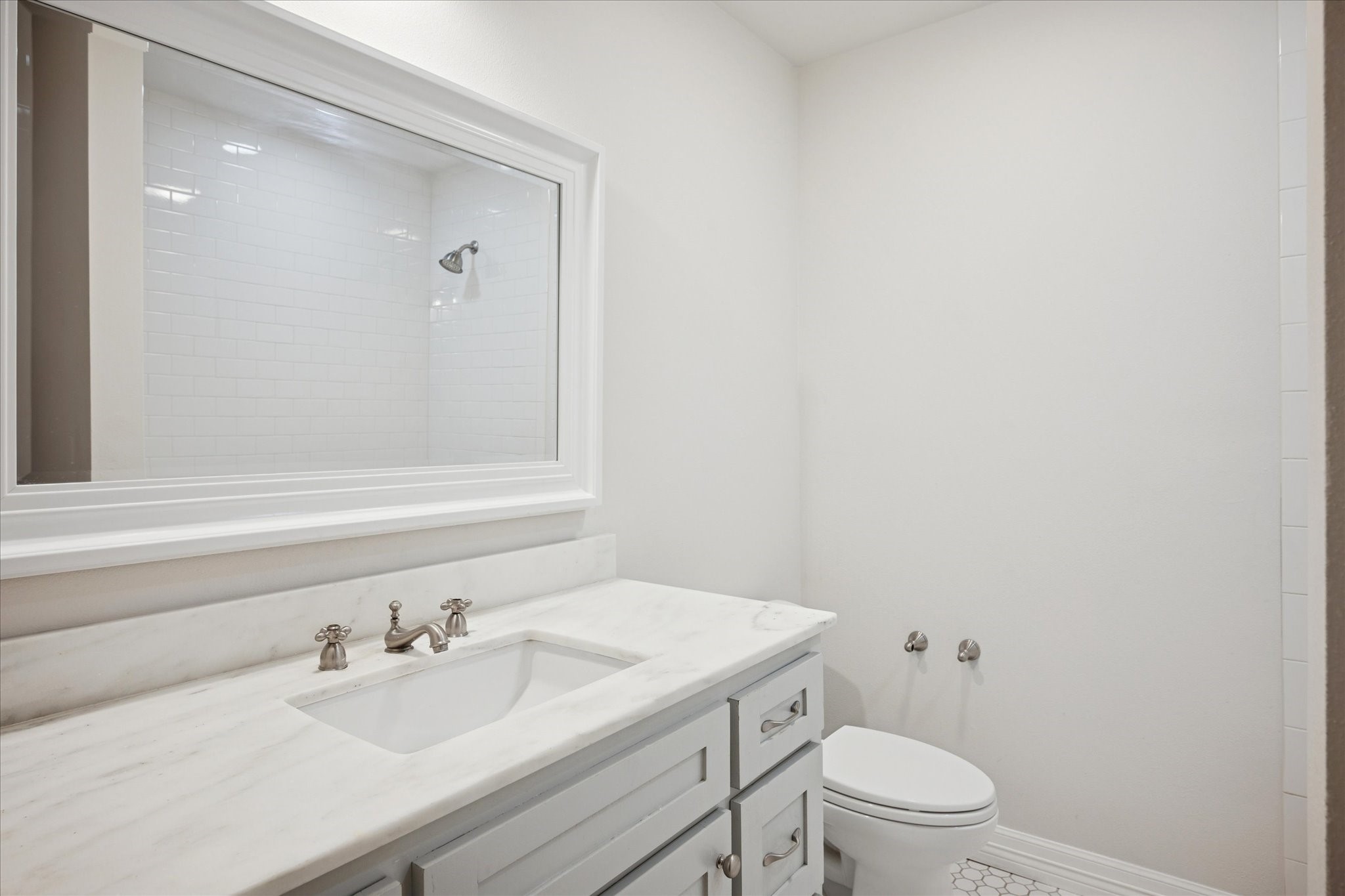 Dallas, Texas, 75230, United States, 4 Bedrooms Bedrooms, ,5 BathroomsBathrooms,Residential,For Sale,2003211