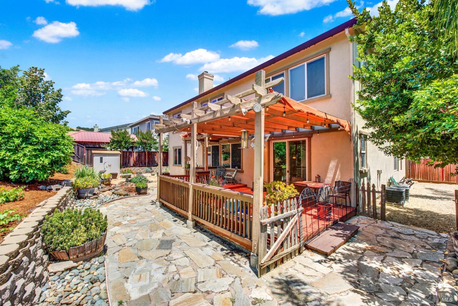 Fairfield, California, 94534, United States, 5 Bedrooms Bedrooms, ,4 BathroomsBathrooms,Residential,For Sale,1892919