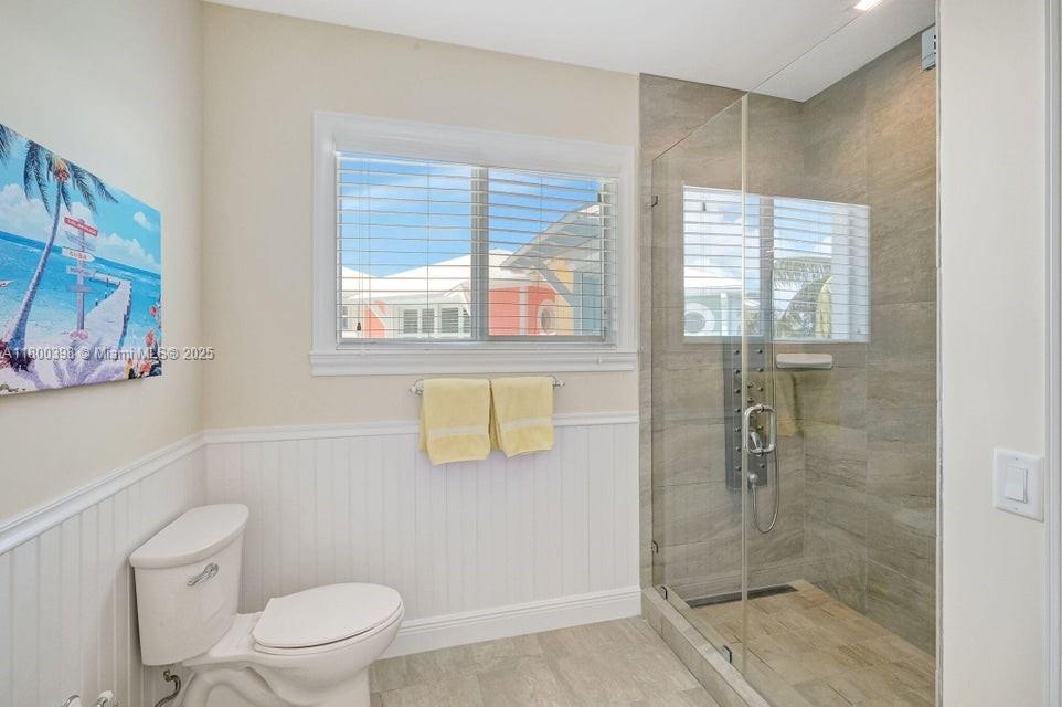 Islamorada, Florida, 33036, United States, 8 Bedrooms Bedrooms, ,10 BathroomsBathrooms,Residential,For Sale,1807381