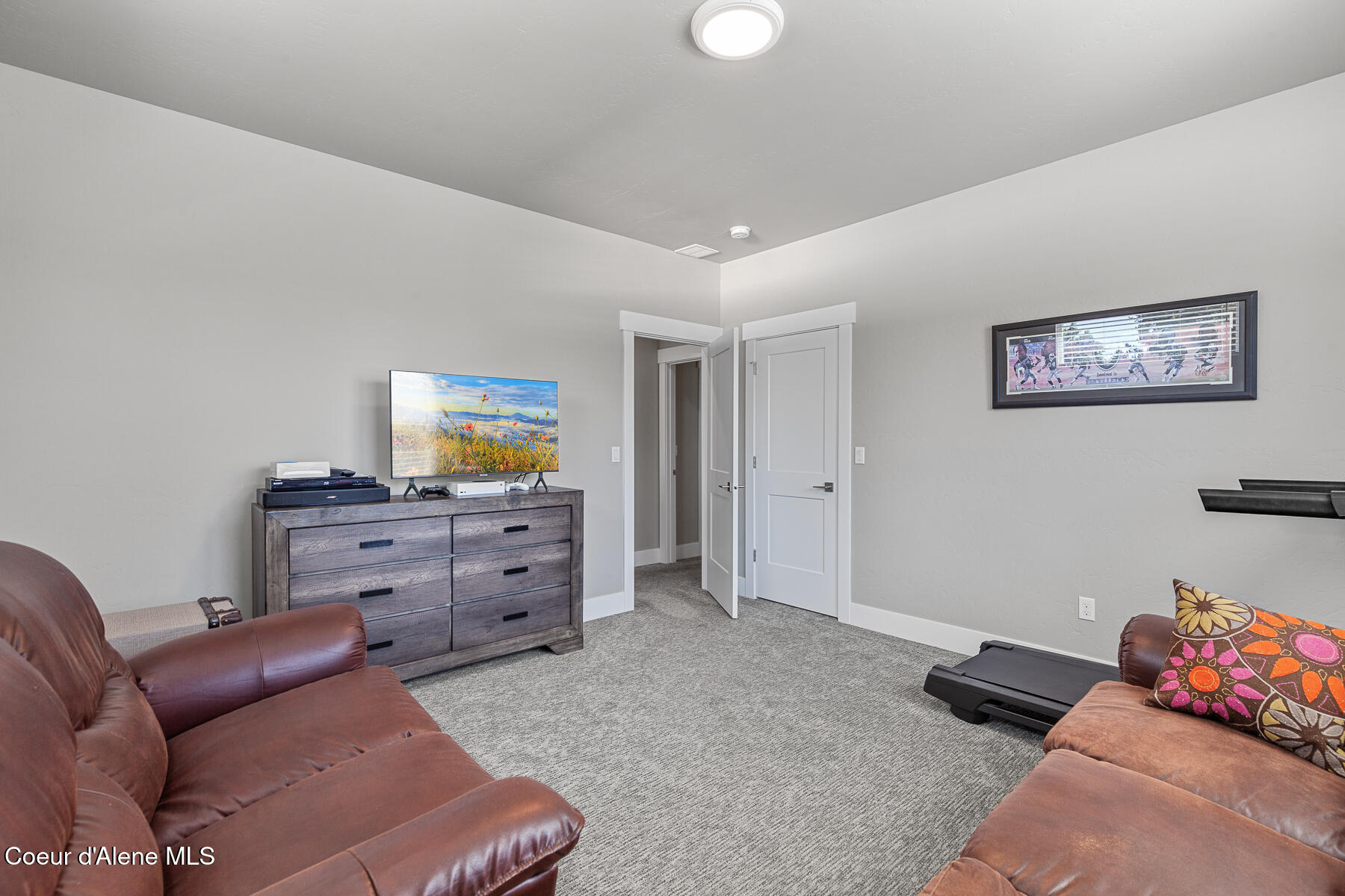 Coeur d'Alene, Idaho, 83814, United States, 4 Bedrooms Bedrooms, ,3 BathroomsBathrooms,Residential,For Sale,2035342