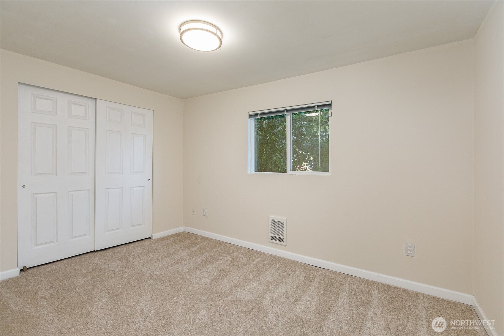 Renton, Washington, 98056, United States, 4 Bedrooms Bedrooms, ,2 BathroomsBathrooms,Residential,For Sale,1905778