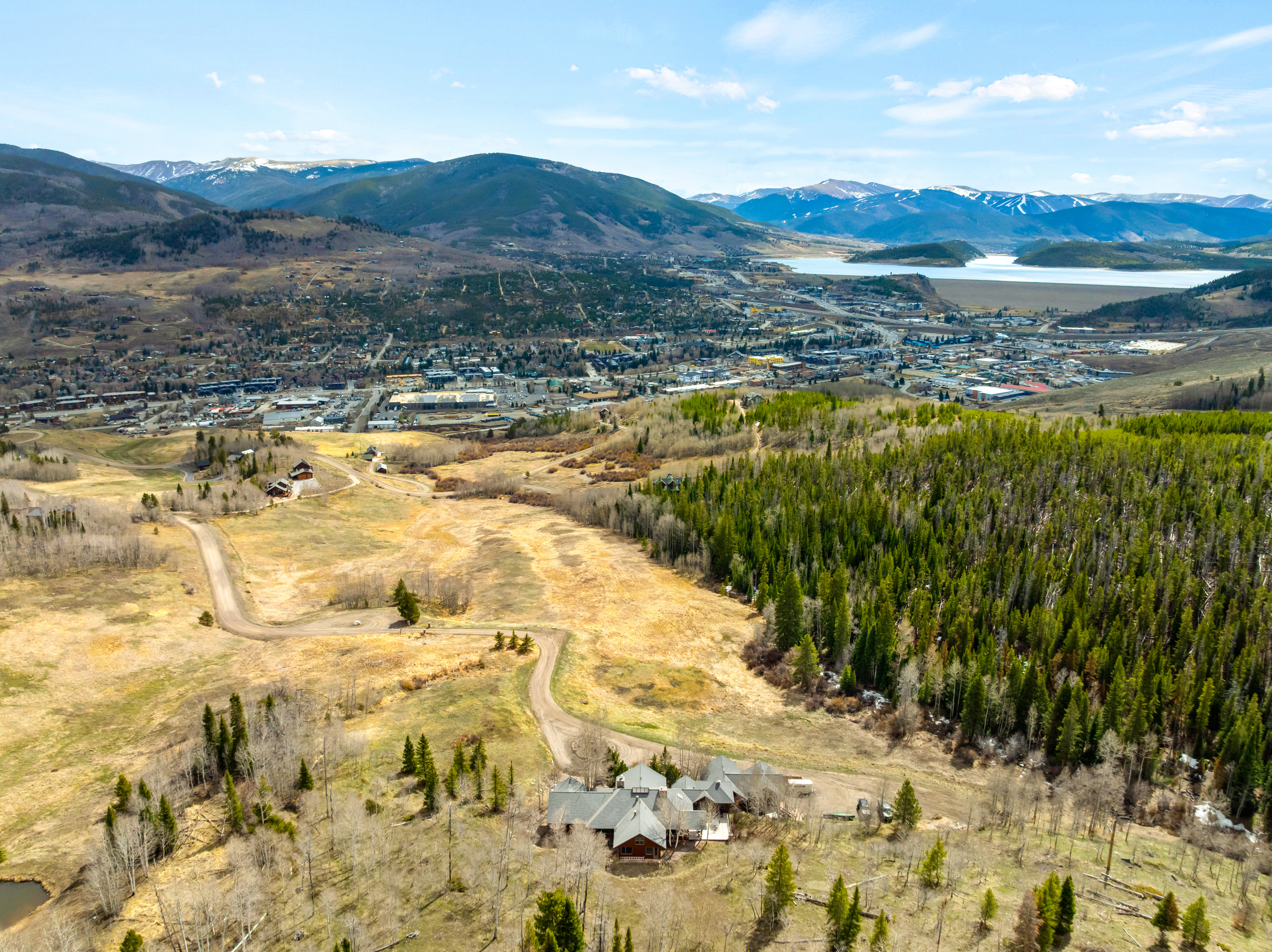  Welcome to One of Summit County