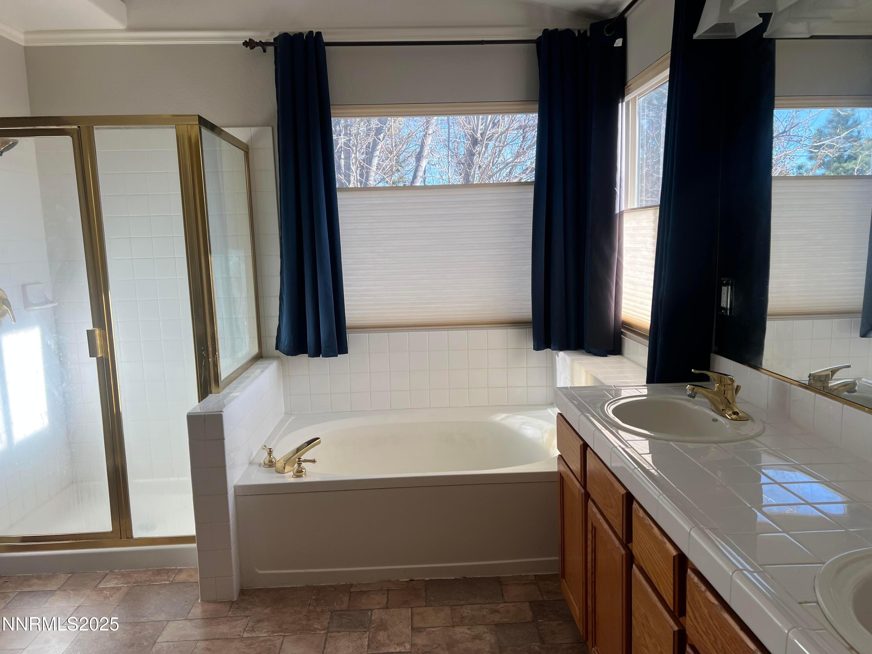 Sparks, Nevada, 89436, United States, 3 Bedrooms Bedrooms, ,3 BathroomsBathrooms,Residential,For Sale,1992114