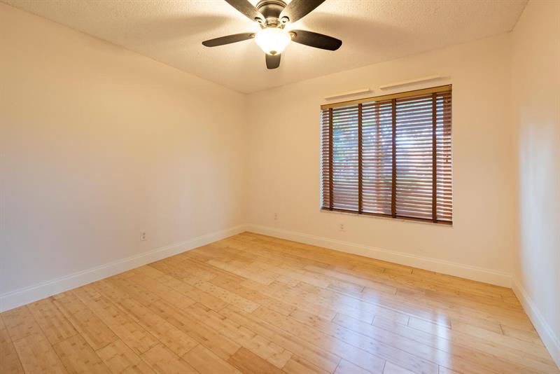 Plantation, Florida, 33322, United States, 4 Bedrooms Bedrooms, ,2 BathroomsBathrooms,Residential,For Sale,1925326