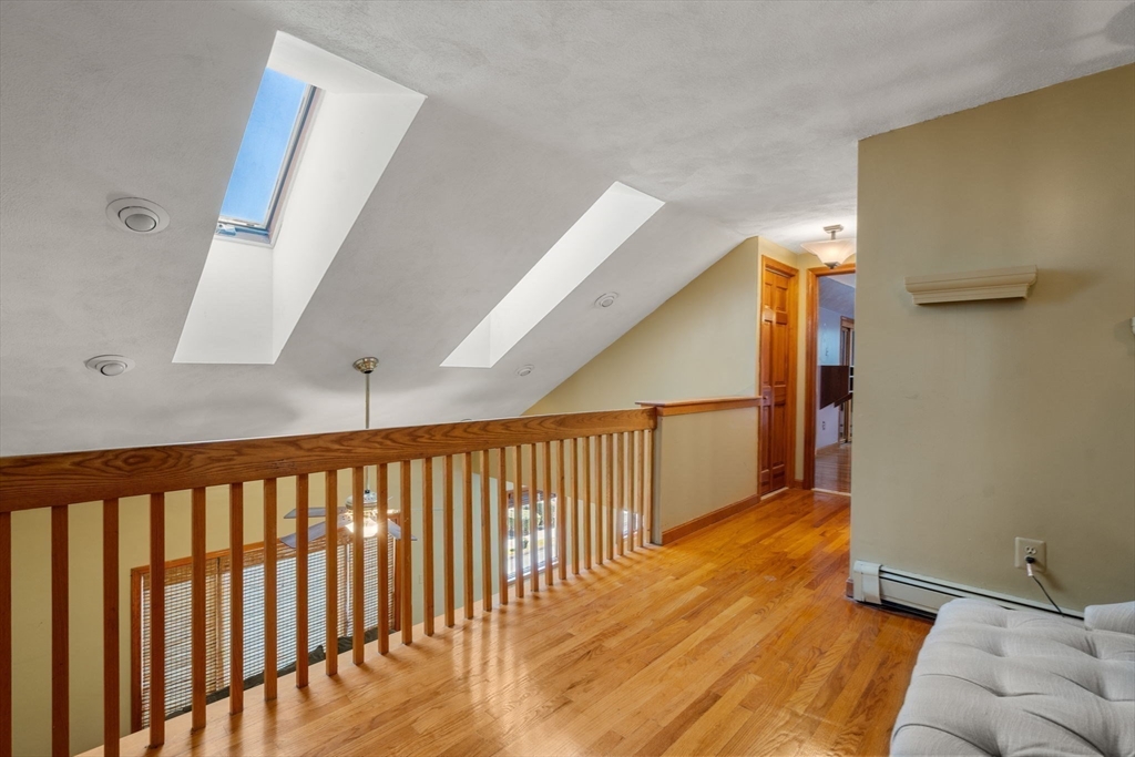 Saugus, Massachusetts, 01906, United States, 5 Bedrooms Bedrooms, ,3 BathroomsBathrooms,Residential,For Sale,1932176
