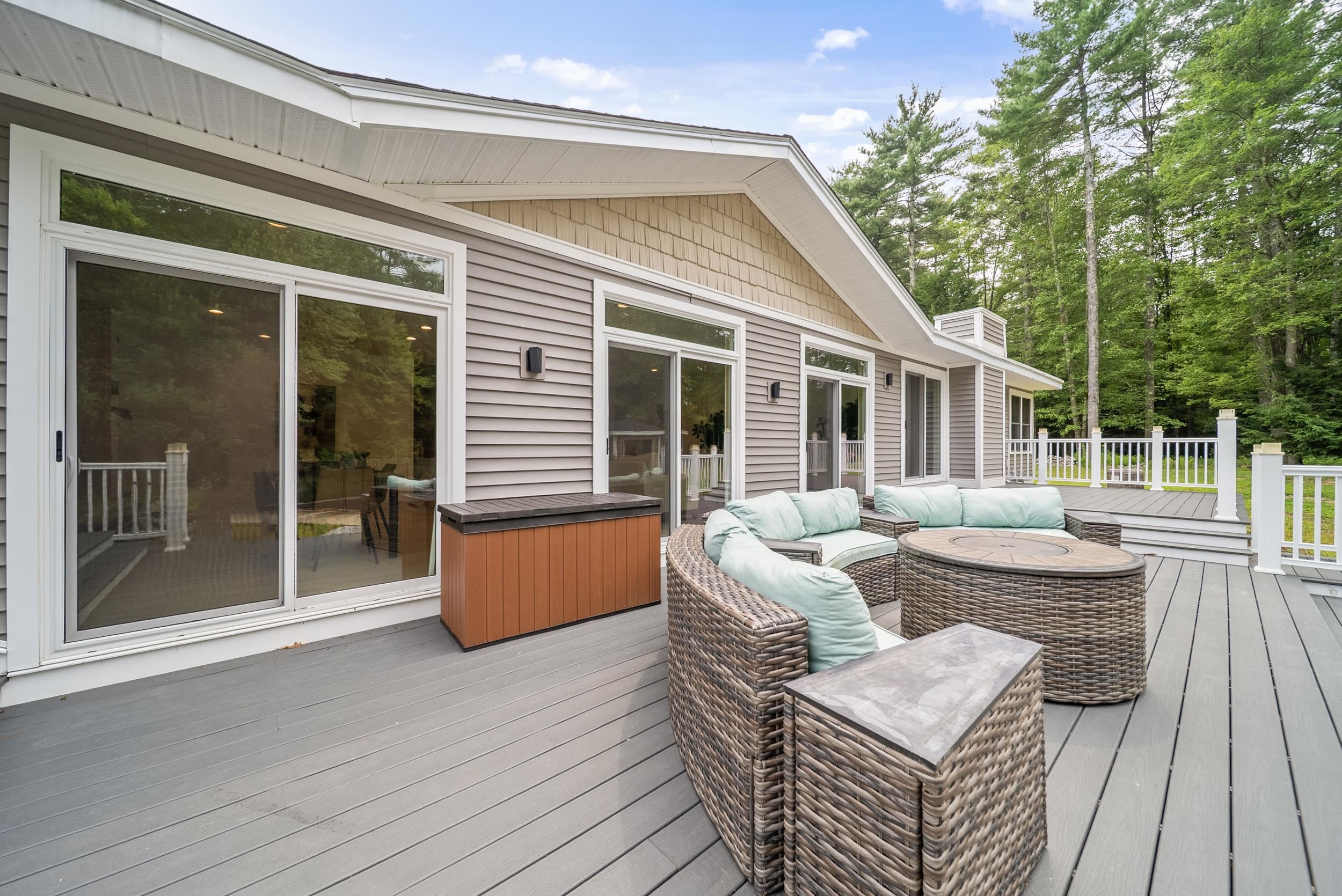 Merrimack, New Hampshire, 03054, United States, 3 Bedrooms Bedrooms, ,Residential,For Sale,1911681