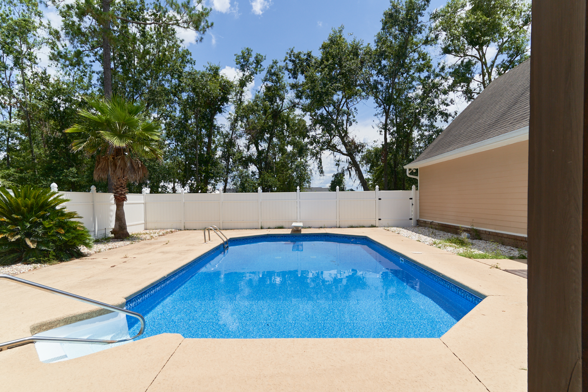 Lake Park, Georgia, 31636, United States, 5 Bedrooms Bedrooms, ,4 BathroomsBathrooms,Residential,For Sale,2008152