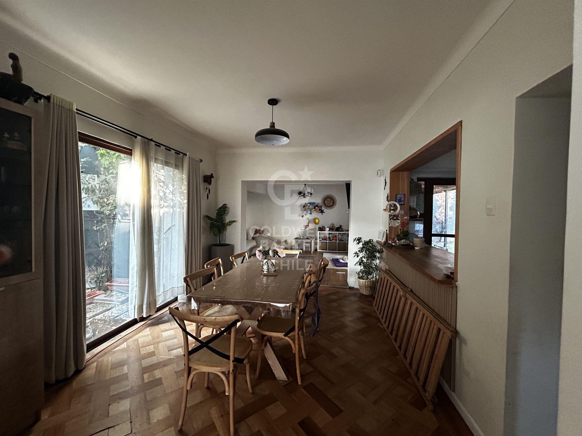 Providencia, Chile, 4 Bedrooms Bedrooms, ,3 BathroomsBathrooms,Residential,For Sale,1967947