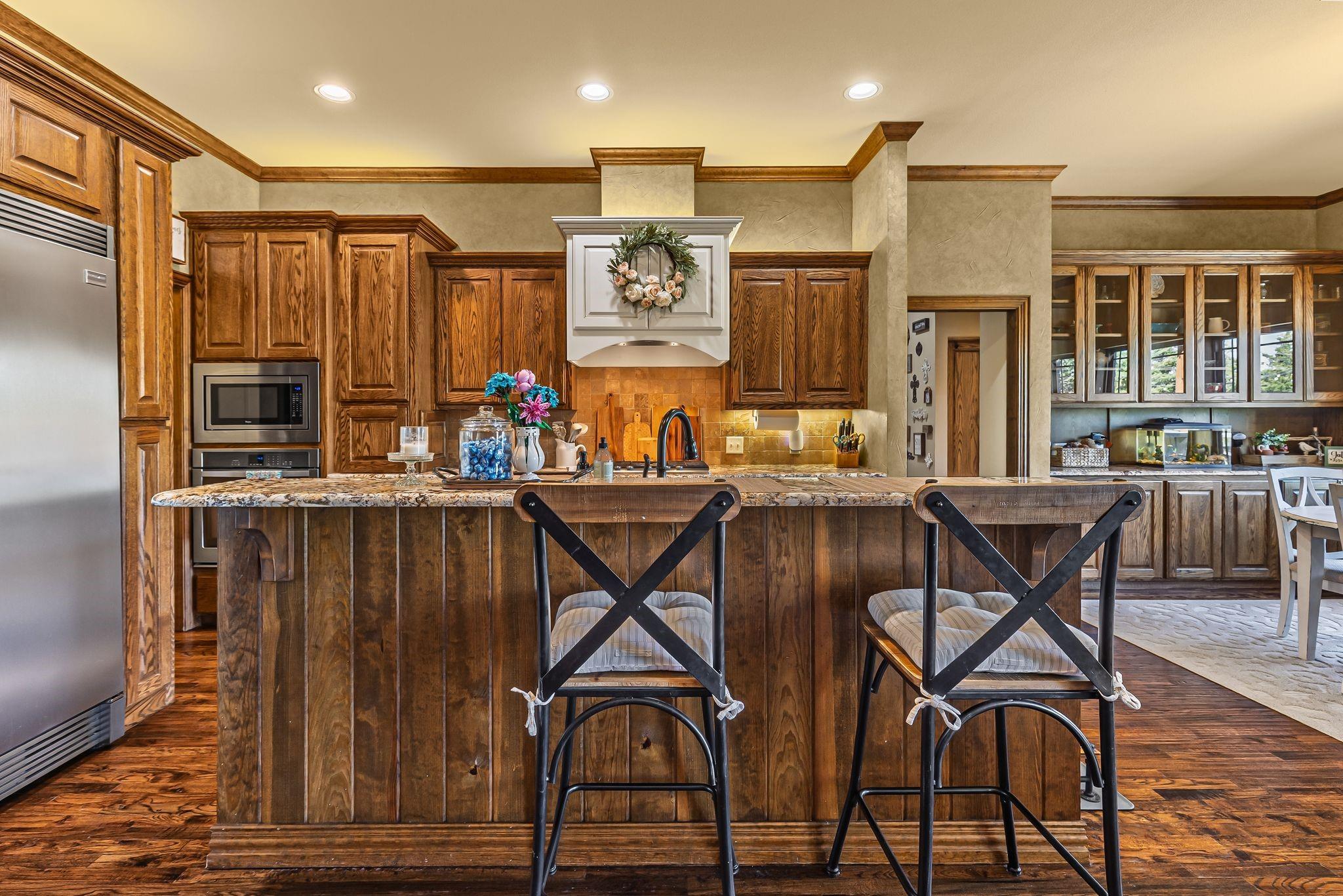 Caddo Mills, Texas, 75135, United States, 4 Bedrooms Bedrooms, ,5 BathroomsBathrooms,Residential,For Sale,1984290