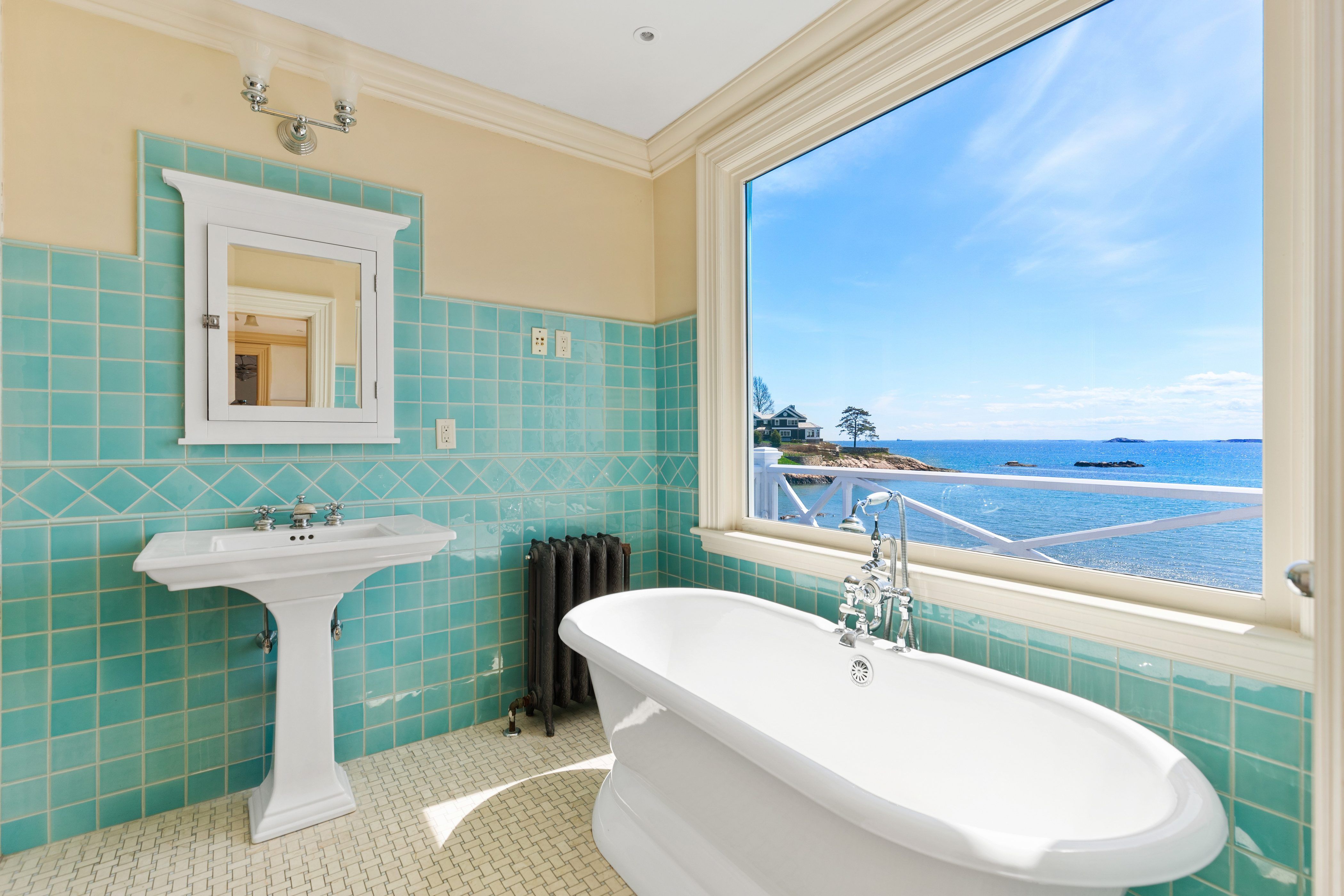  251 Puritan Road, Swampscott, MA, 01907 - 物件實景