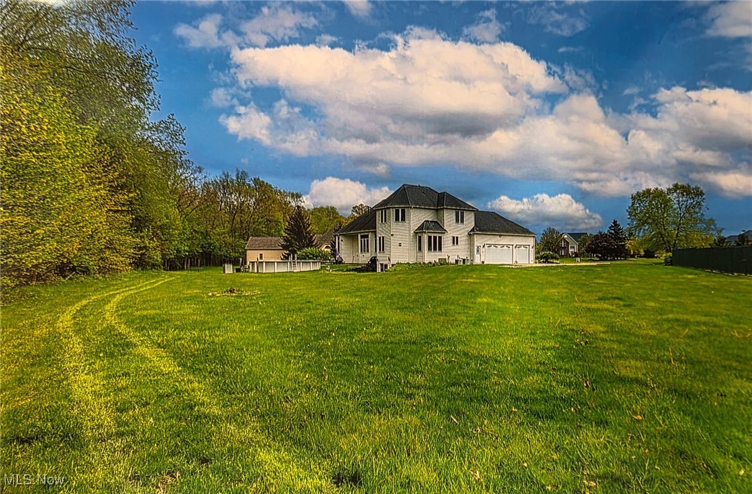 Valley City, Ohio, 44280, United States, 4 Bedrooms Bedrooms, ,5 BathroomsBathrooms,Residential,For Sale,1836781