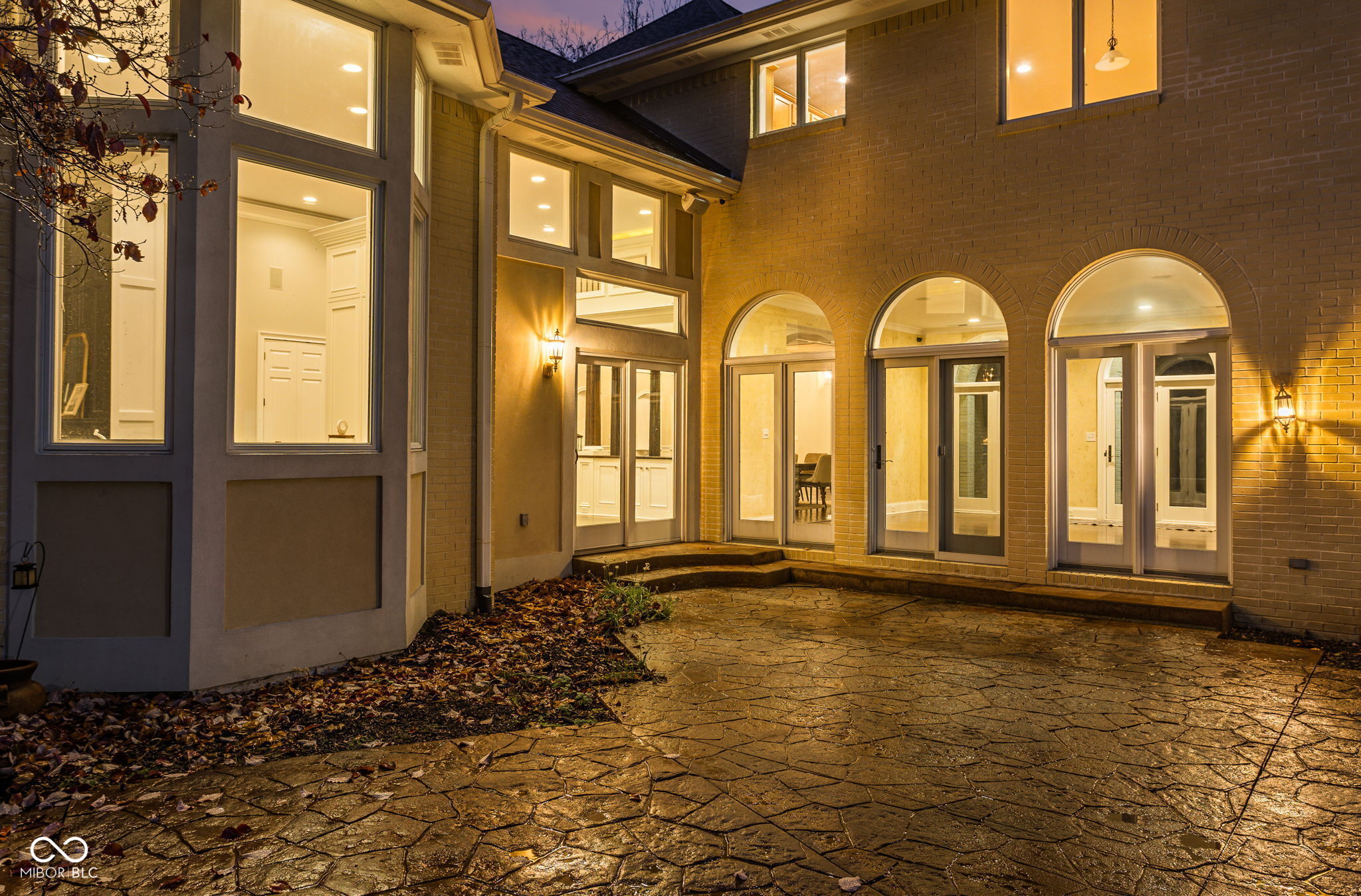 Indianapolis, Indiana, 46226, United States, 6 Bedrooms Bedrooms, ,7 BathroomsBathrooms,Residential,For Sale,1998001