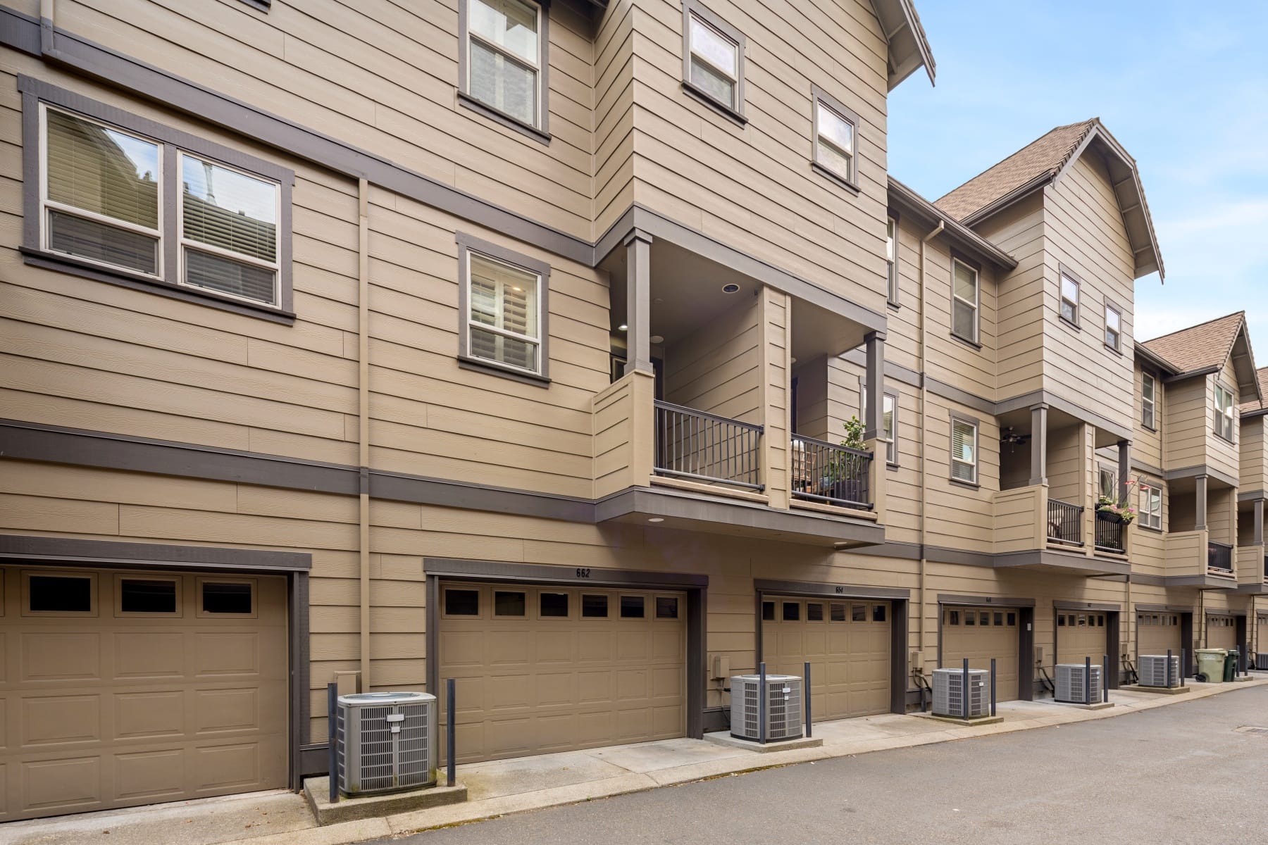  662 SW TRILLIUM CREEK TER Portland, OR 97225 - 物件實景