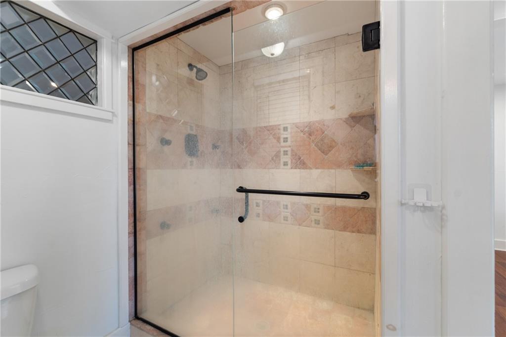 Eureka Springs, Arkansas, 752632, United States, 2 Bedrooms Bedrooms, ,3 BathroomsBathrooms,Residential,For Sale,1980182