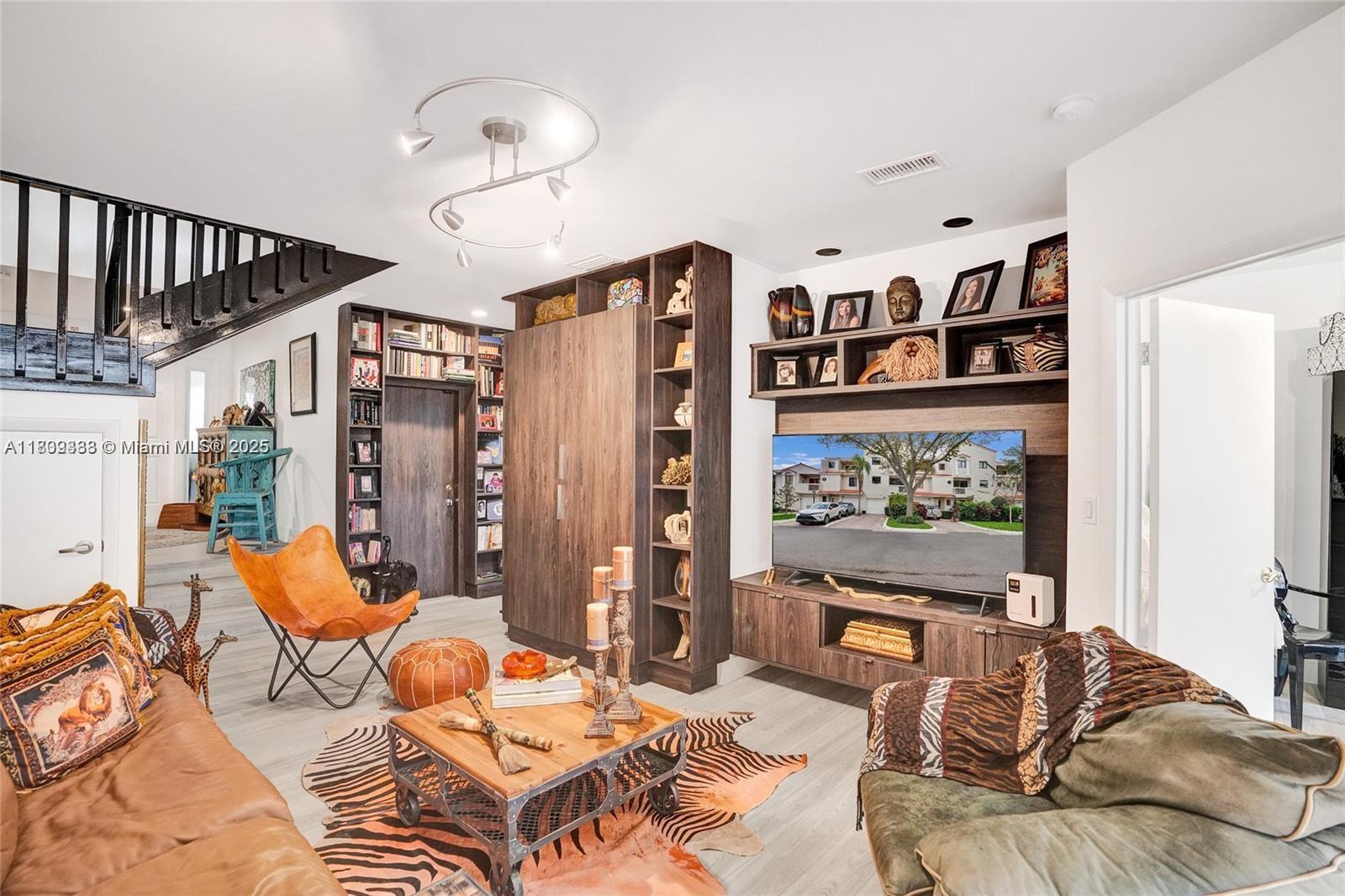 Aventura, Florida, 33180, United States, 4 Bedrooms Bedrooms, ,4 BathroomsBathrooms,Residential,For Sale,1826404