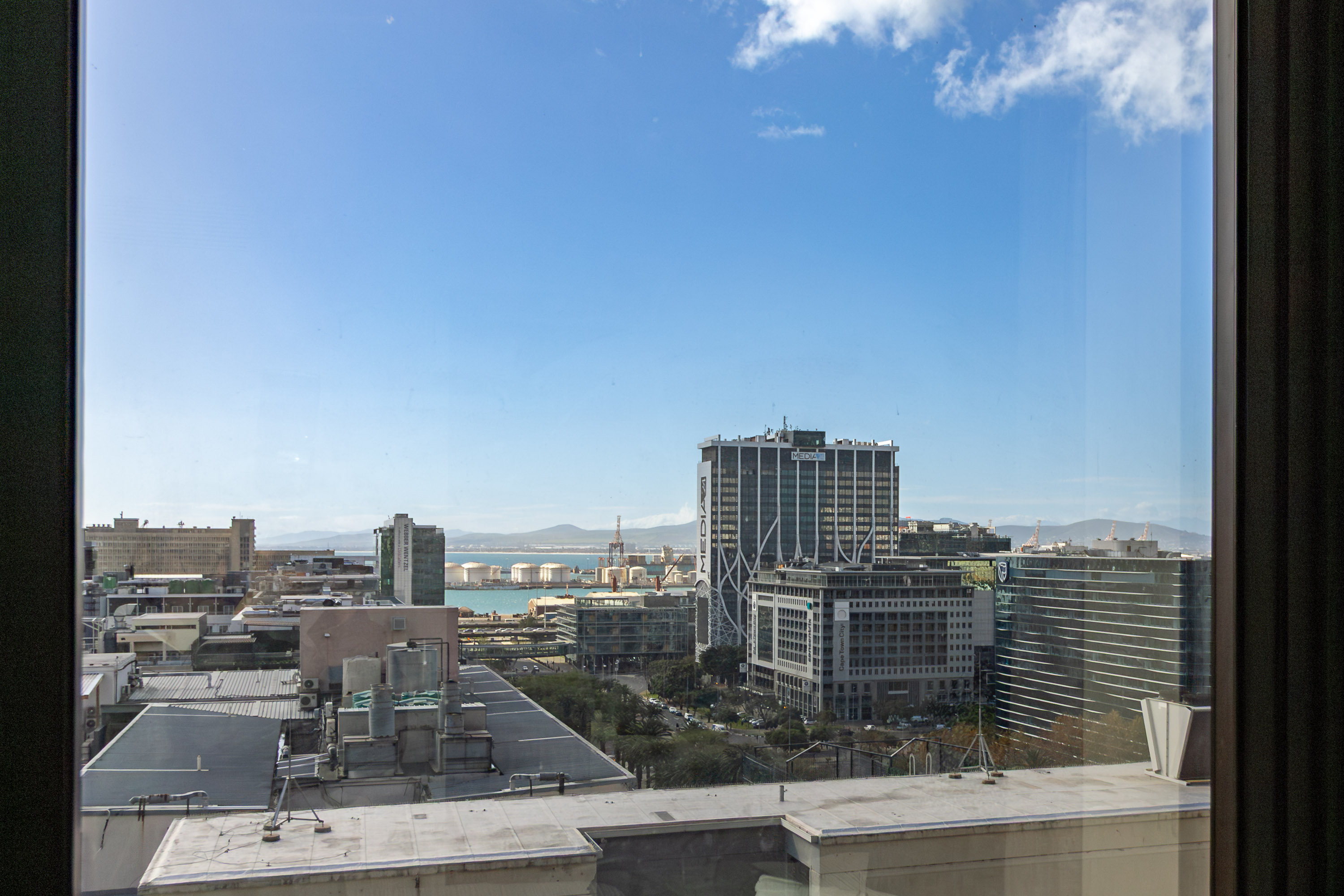  1504  Foreshore Place - 物件實景
